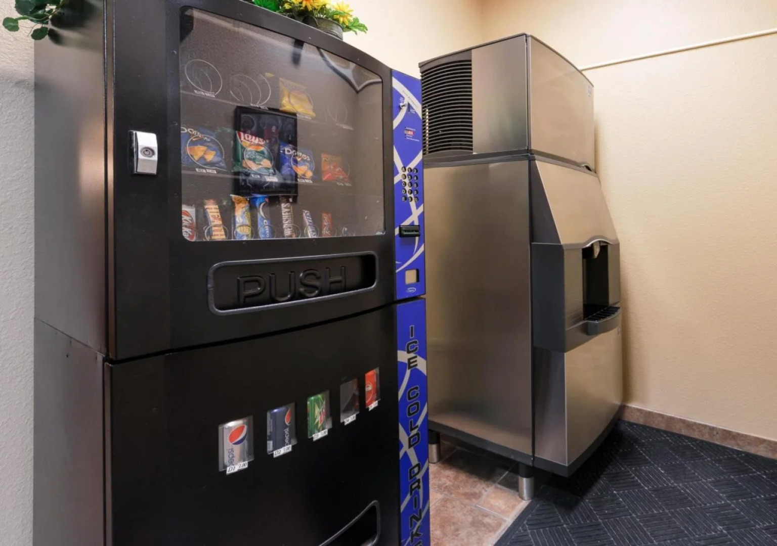 Country Hearth Inn & Suites Edwardsville St. Louis