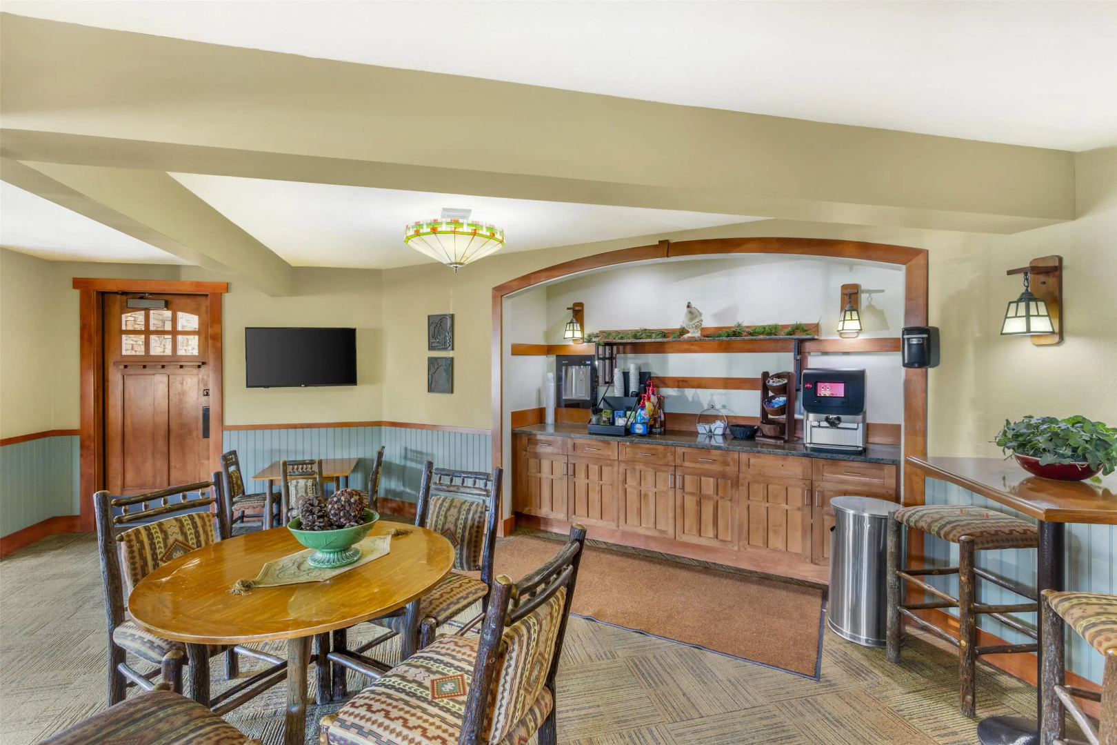 Best Western Plus High Country Inn