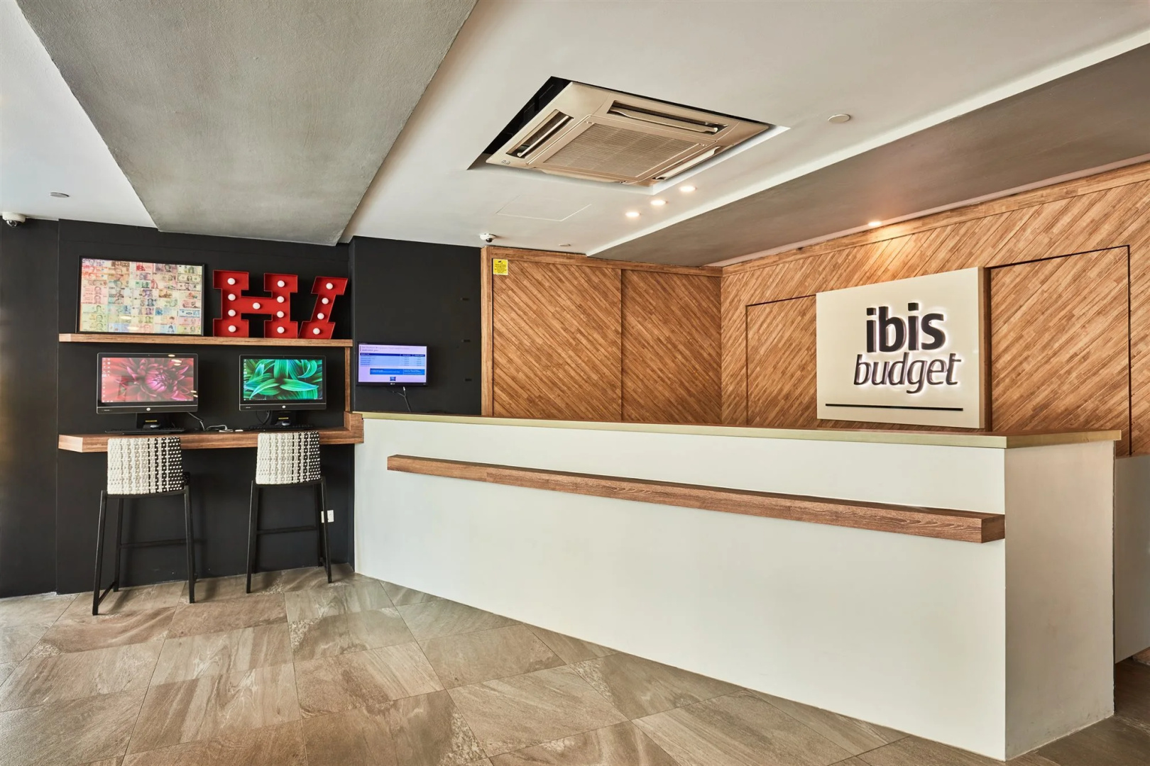 ibis budget Singapore Pearl (ex. Fragrance Hotel - Pearl)