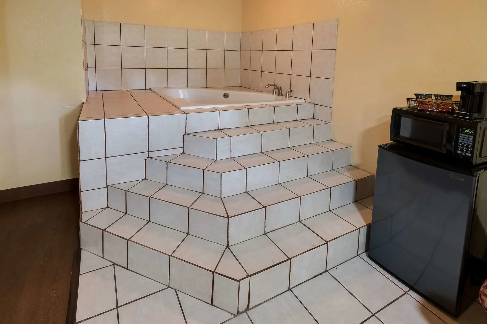 Rodeway Inn & Suites New Orleans East