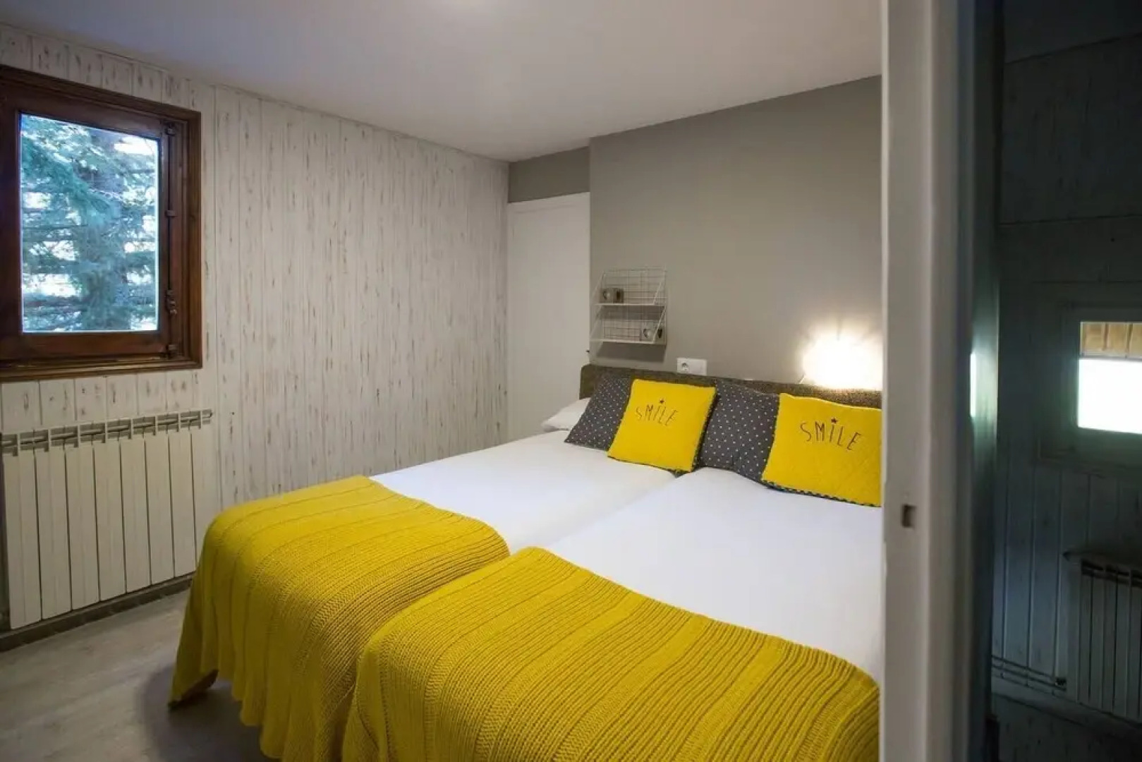 Fir by Keywii. 8 Paxs. Formigal