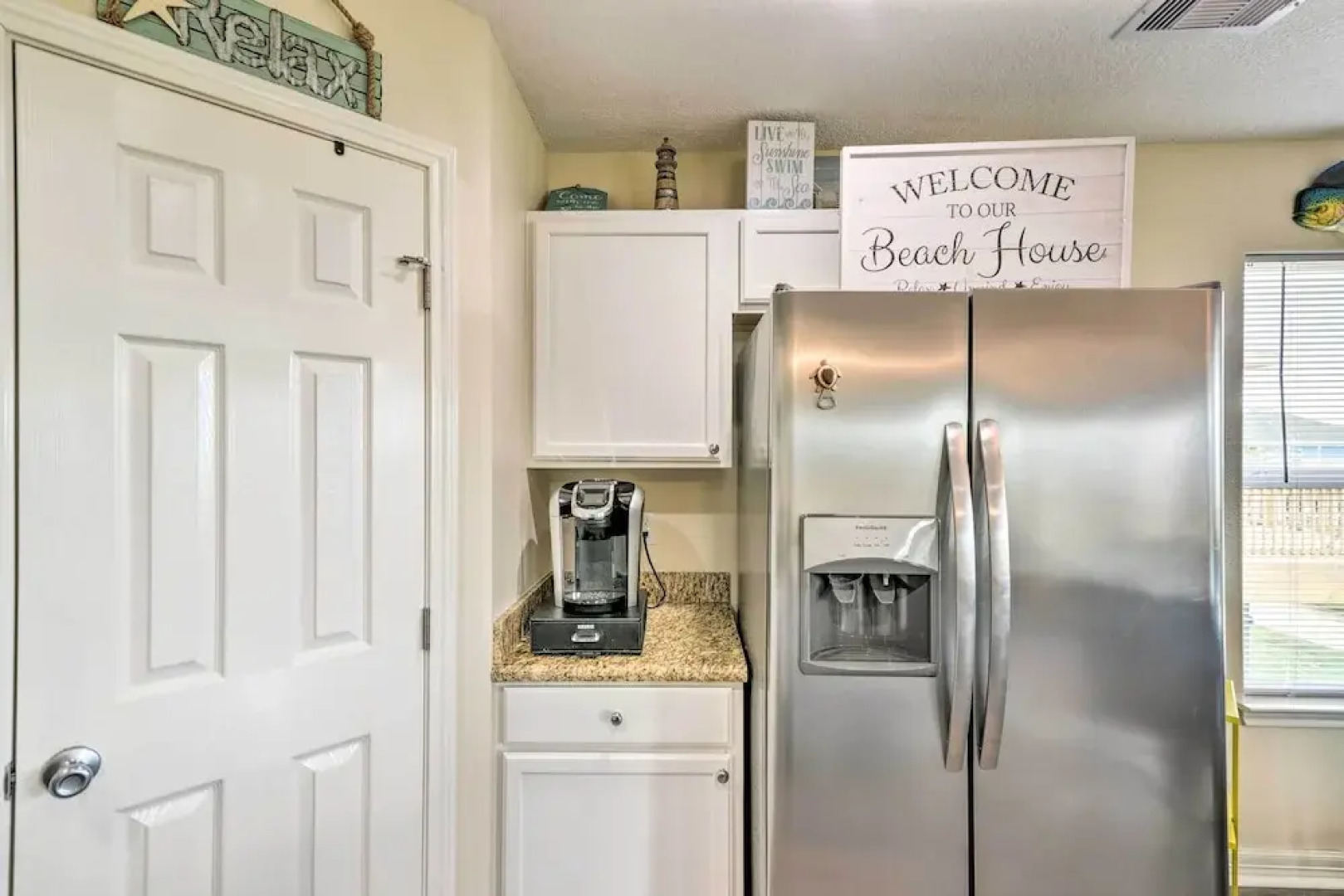 Private Beach Access: Coastal Freeport Home!