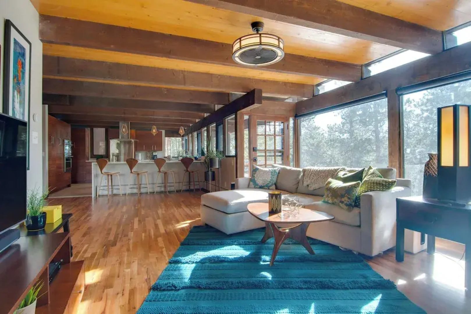 Chic Boulder Mountain Home w/ Hot Tub + Views