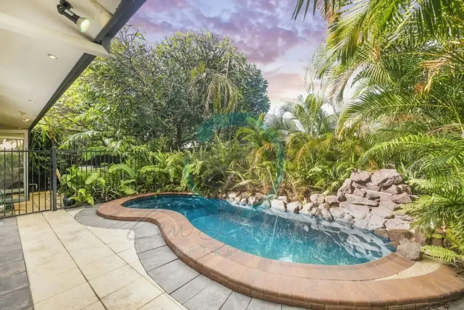 ZEN TREETOPS - 2BR Apartment with Pool