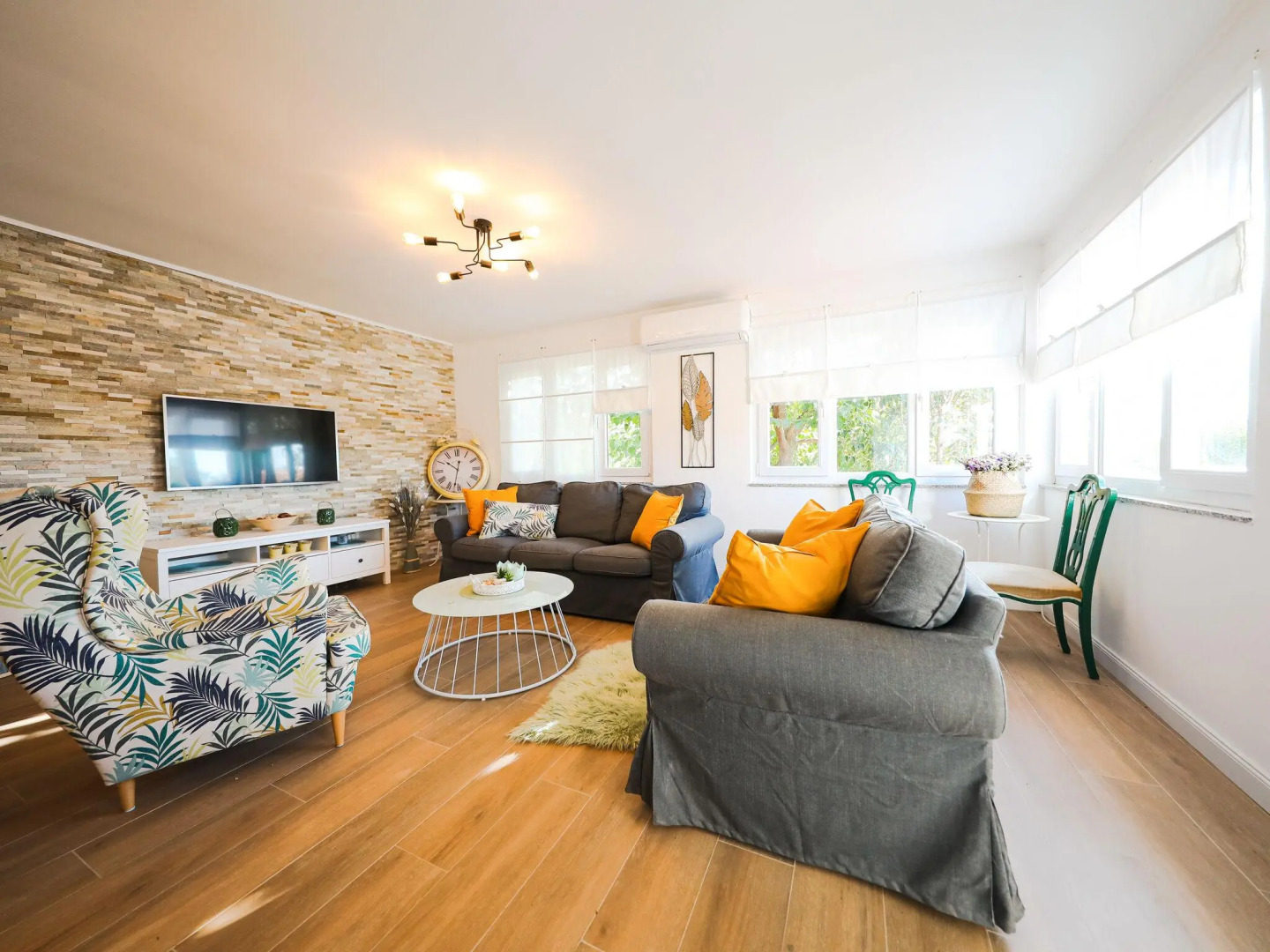 Villa in Pridraga With Pool and Five Person