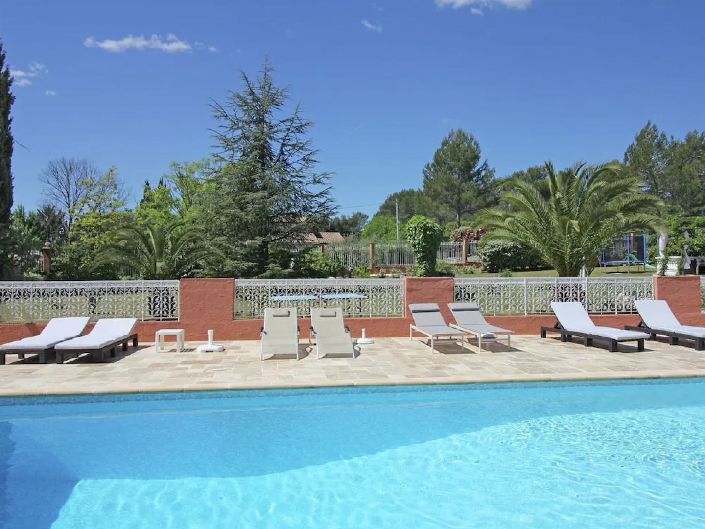 Large Villa With Private Swimming Pool and Beautiful Garden, Beaches at 15 km