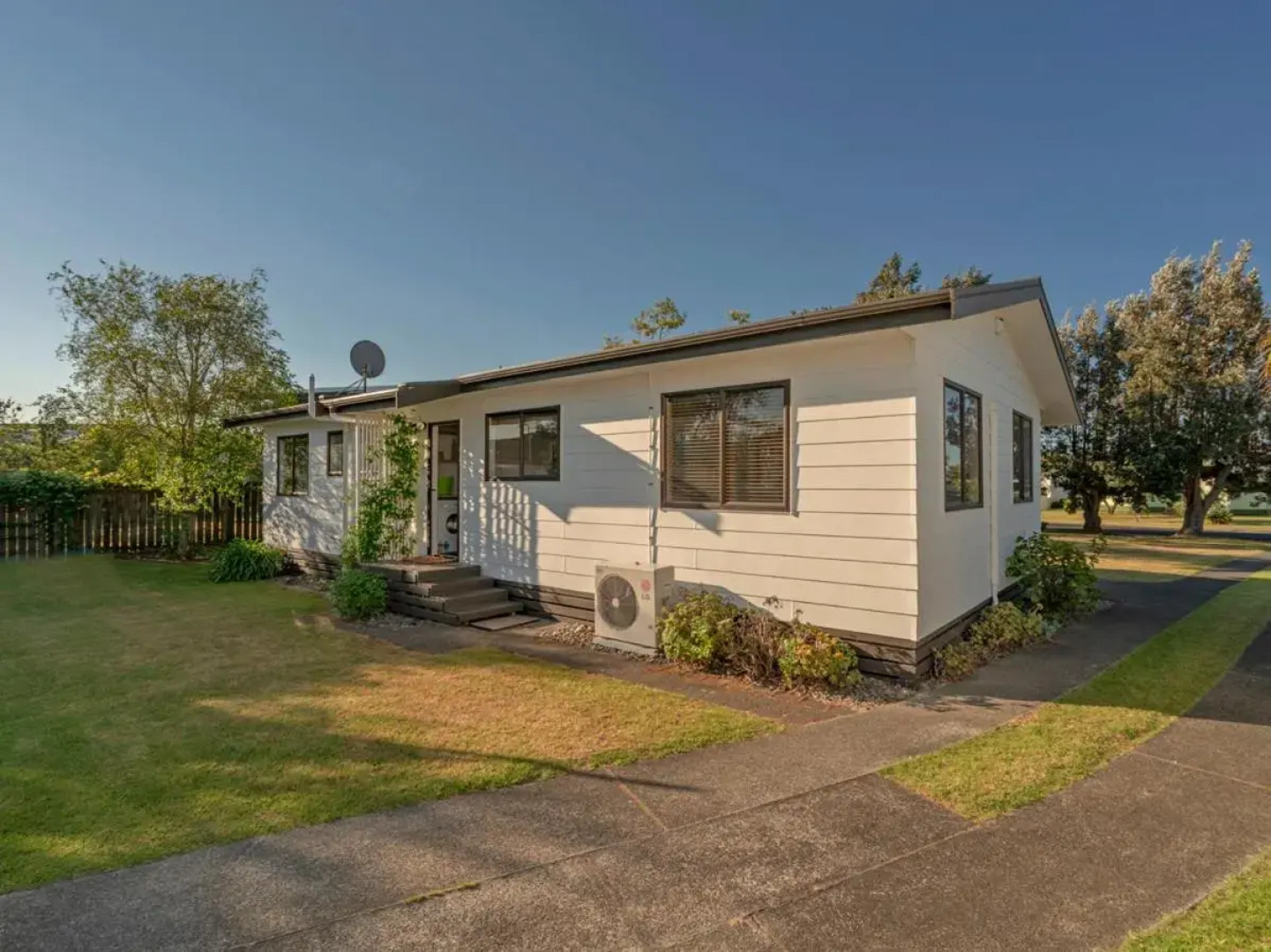 Wonderful Whangamata - Whangamata Holiday Home