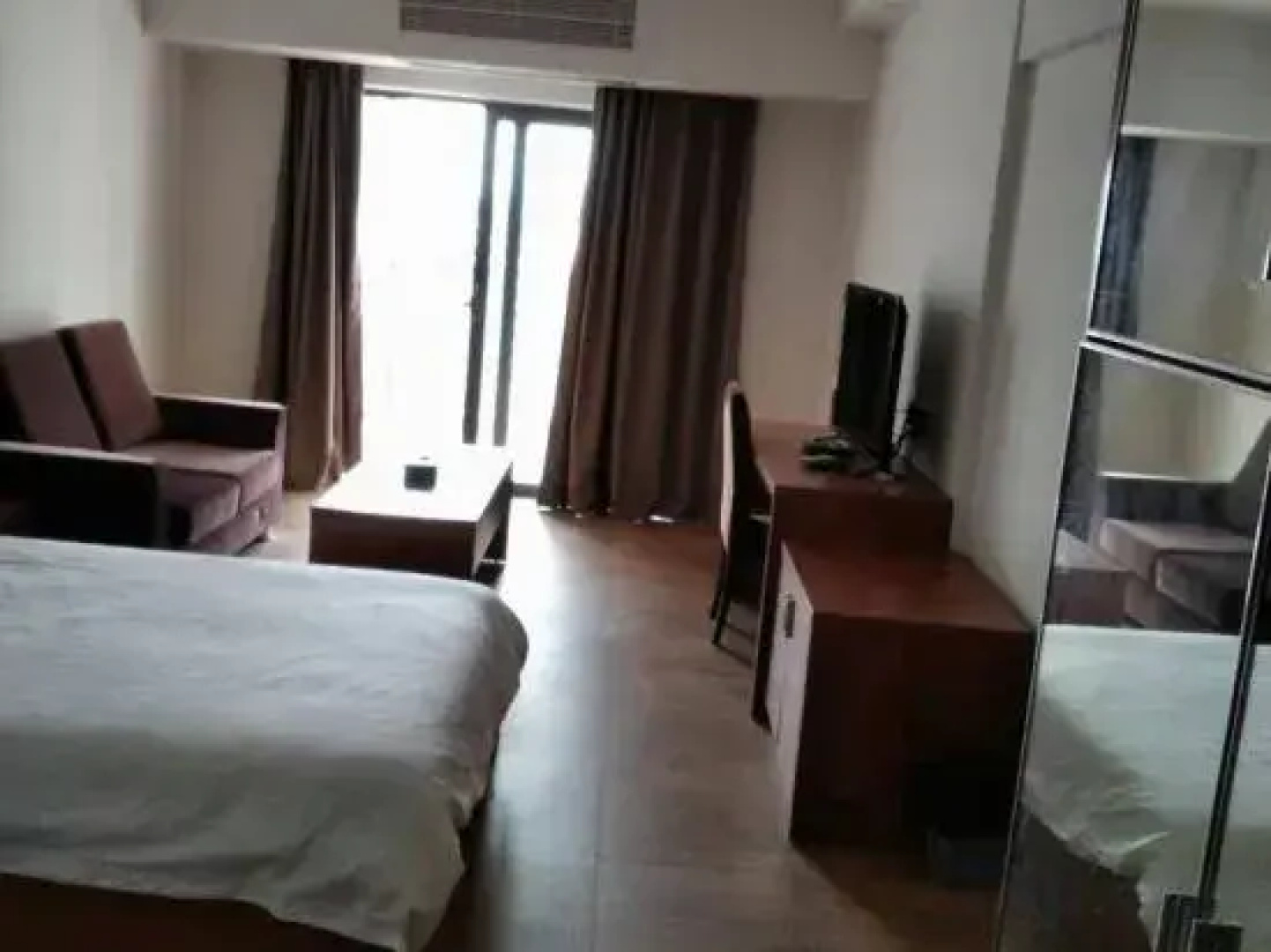 Amy's Apartment (Yangxi Moon Bay)