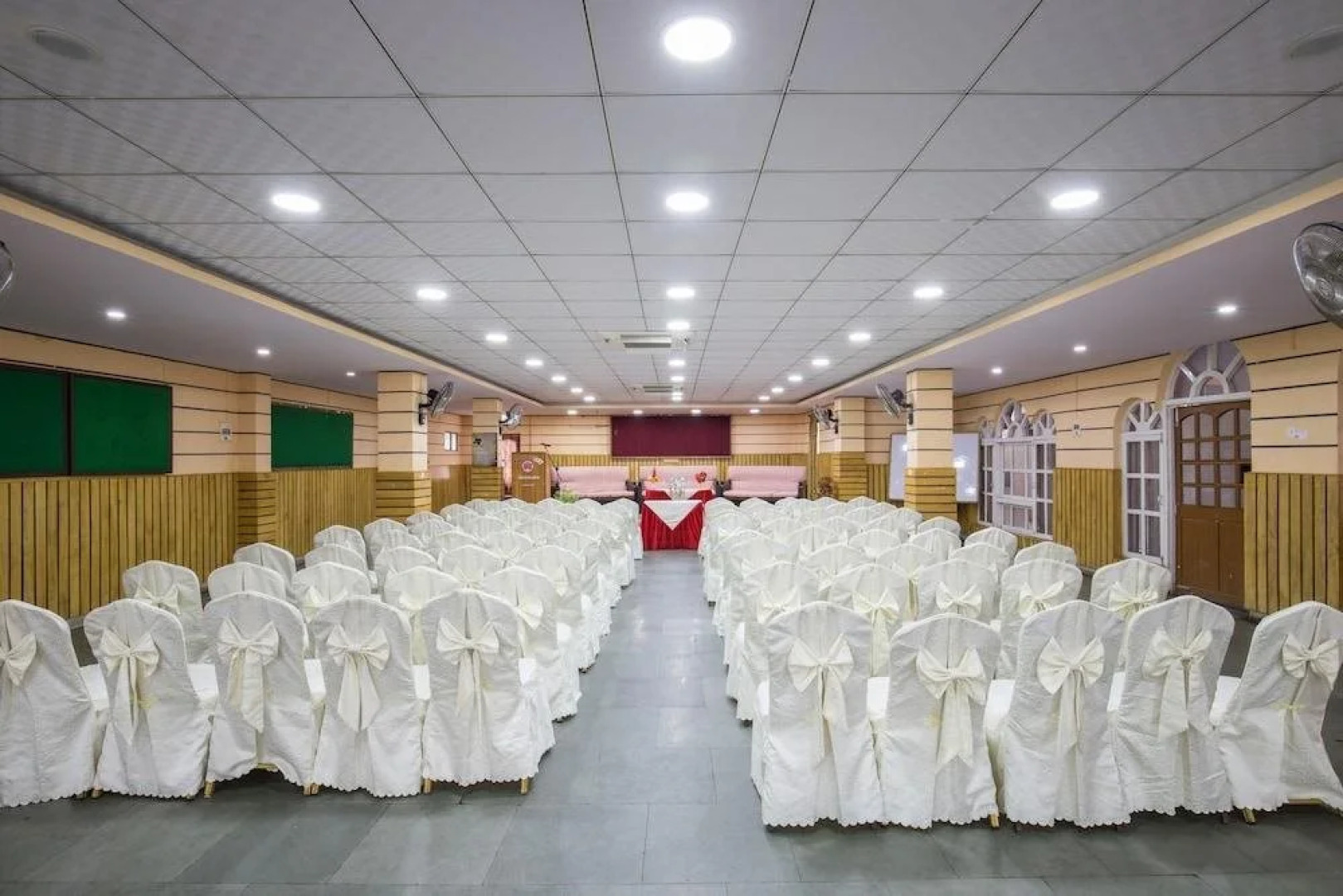 Avocado and Orchid Resort