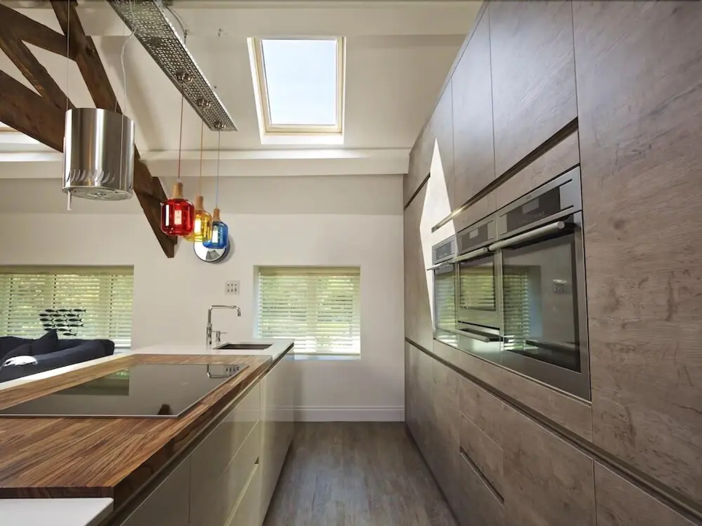 The Barn, 20 At The Beach