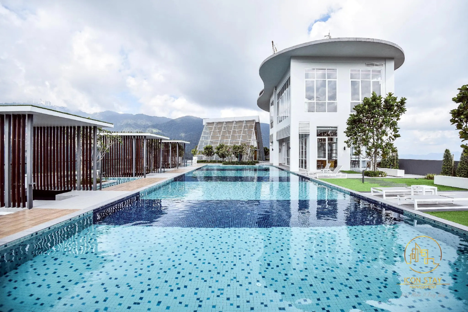 Windmill Upon Hills Genting Highlands Icon Stay