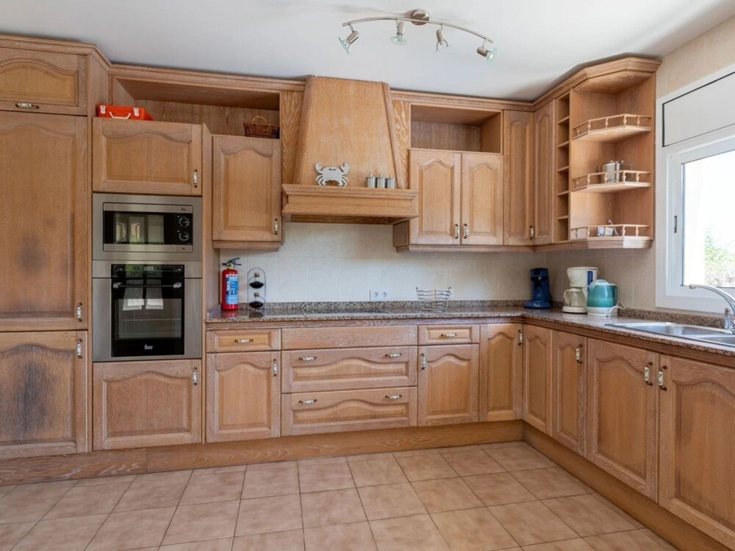 Magnificent Villa in Sant Pere Pescador with Private Pool