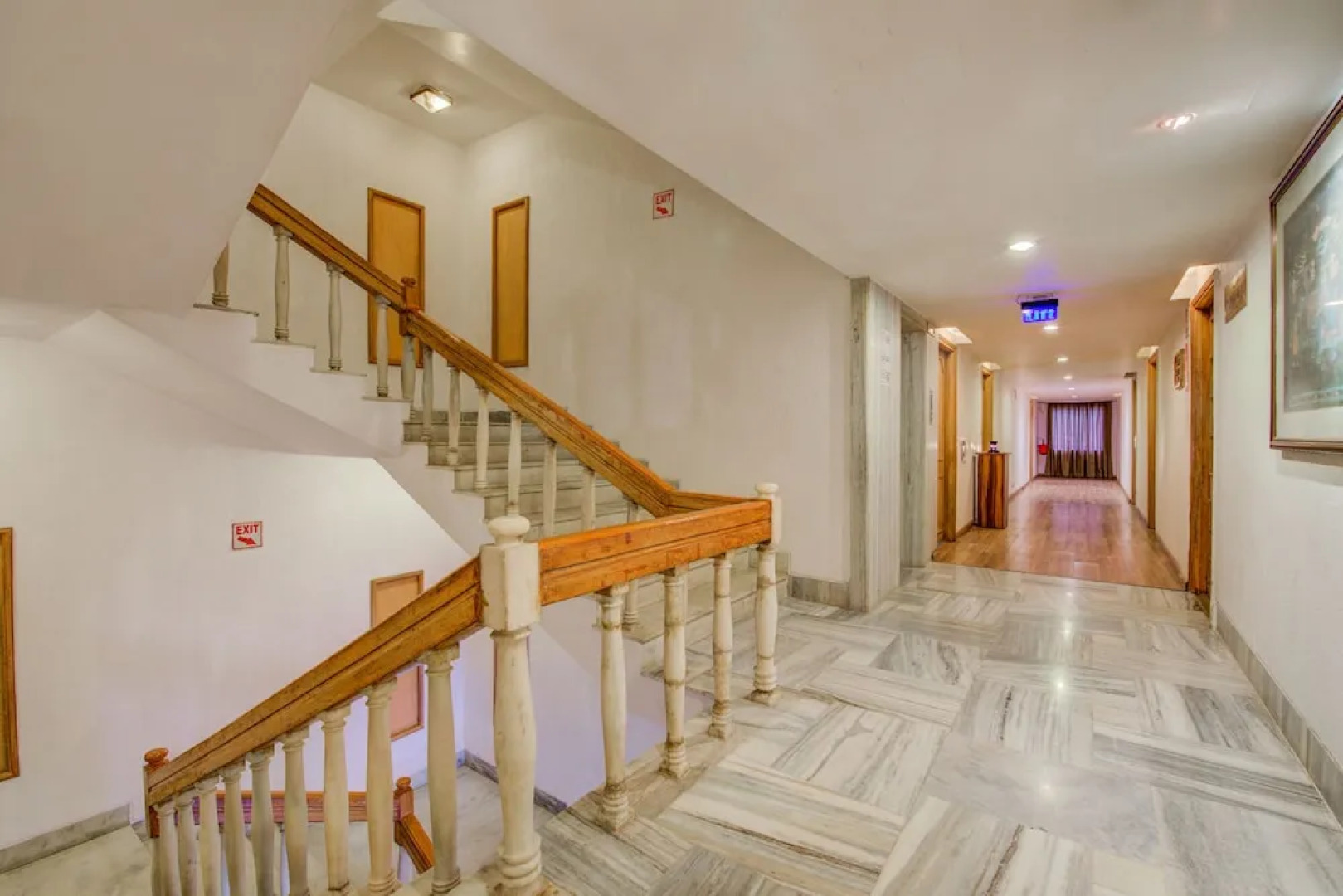 Capital O 1399 Hotel Yuvraj Palace