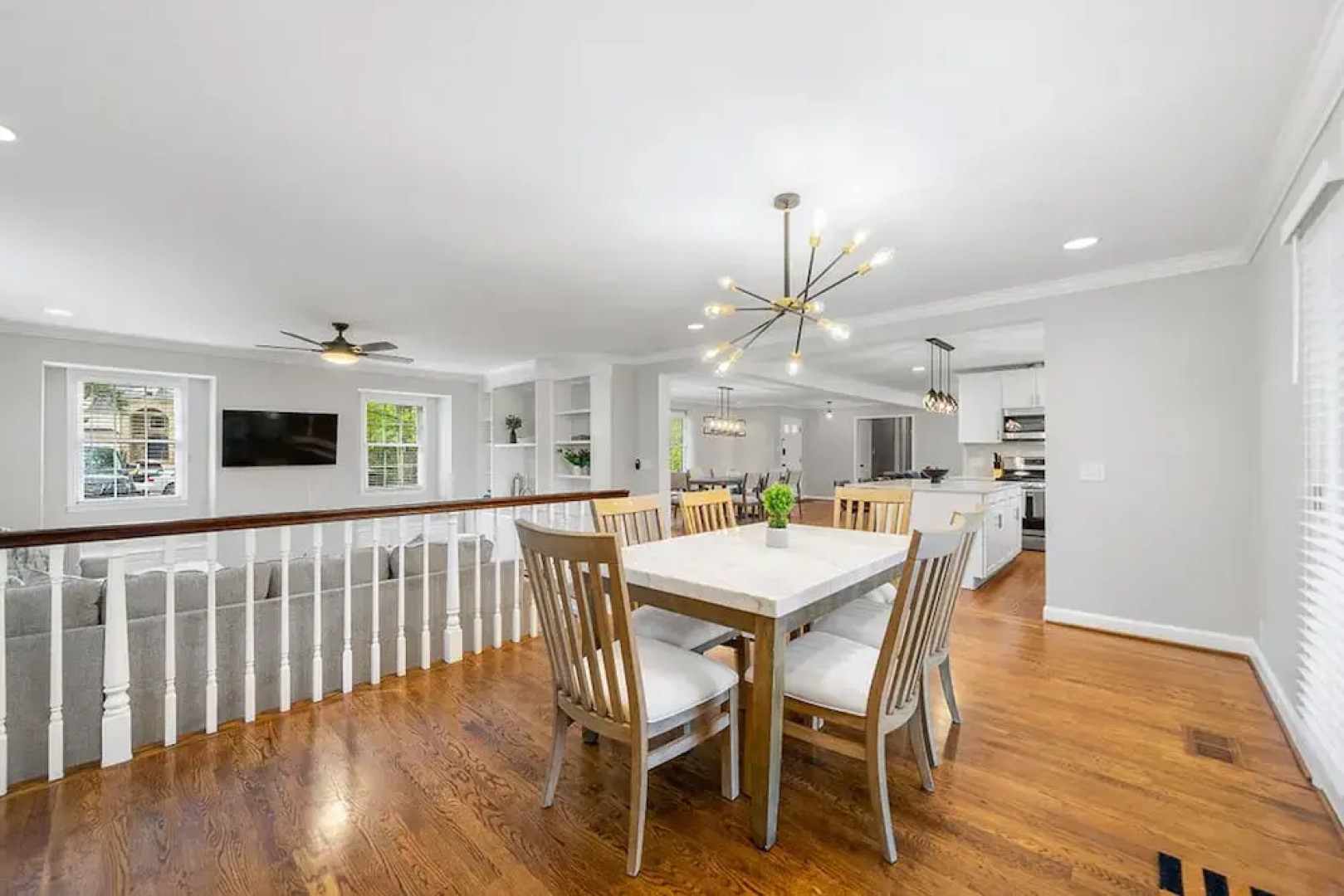 Beautiful and Quiet Newly Renovated 4 Bedroom Retreat