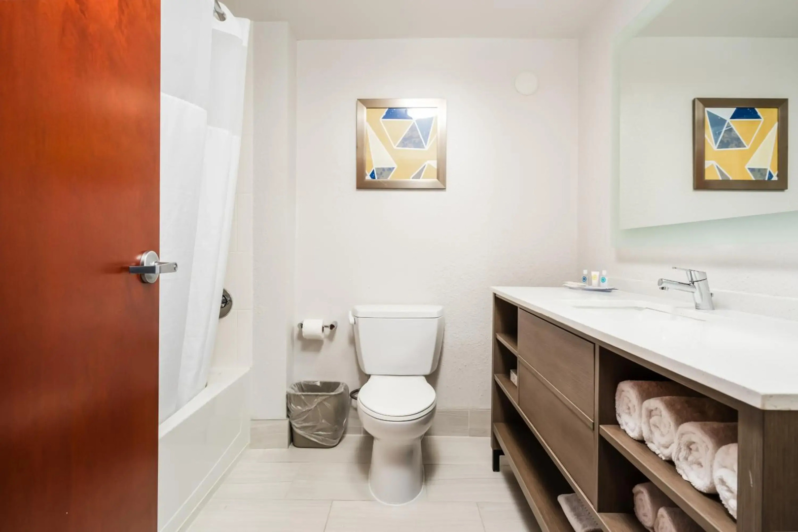 Comfort Suites Columbia Northeast - Fort Jackson