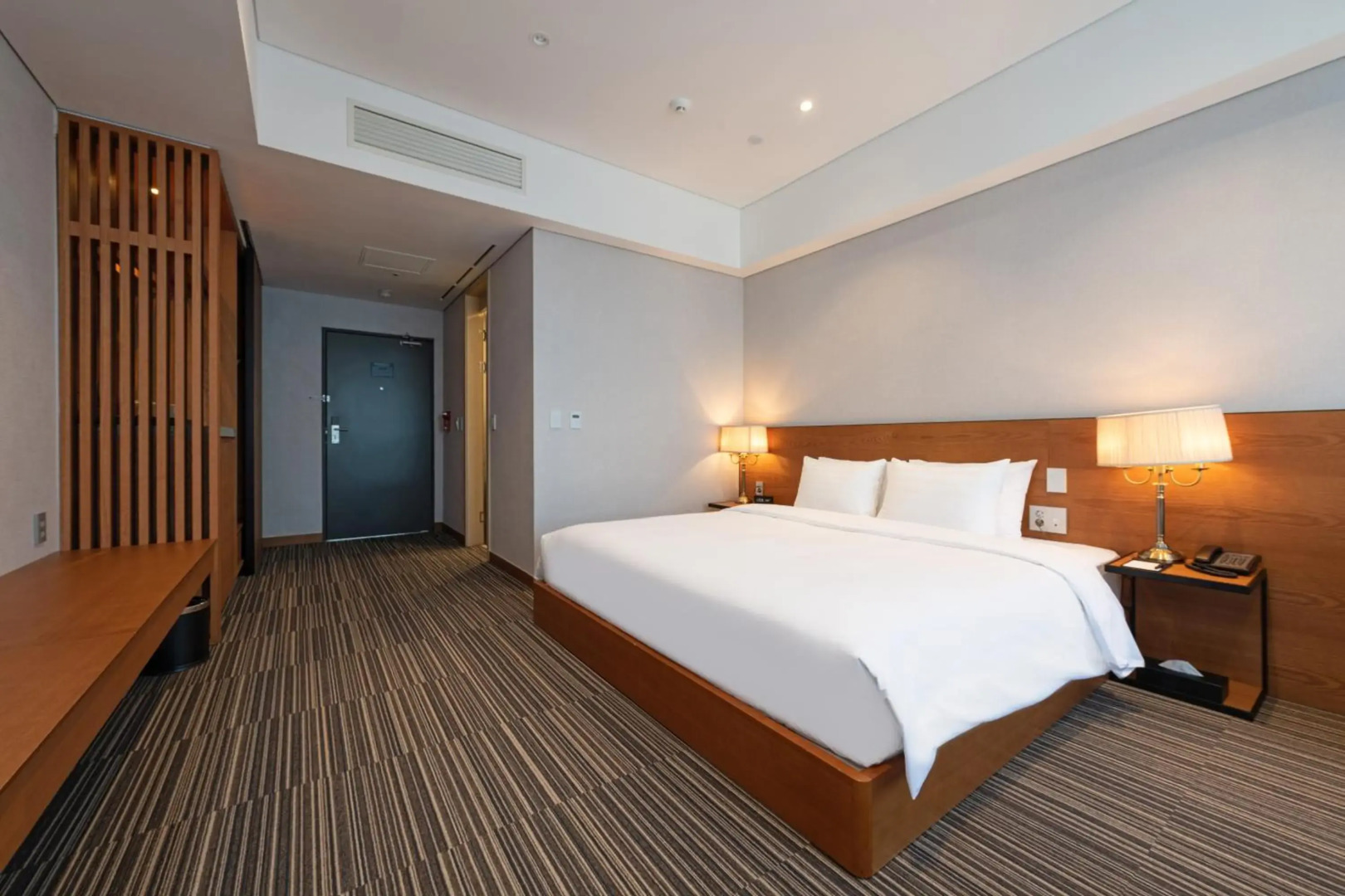 Golden Tulip Incheon Airport Hotel & Suites
