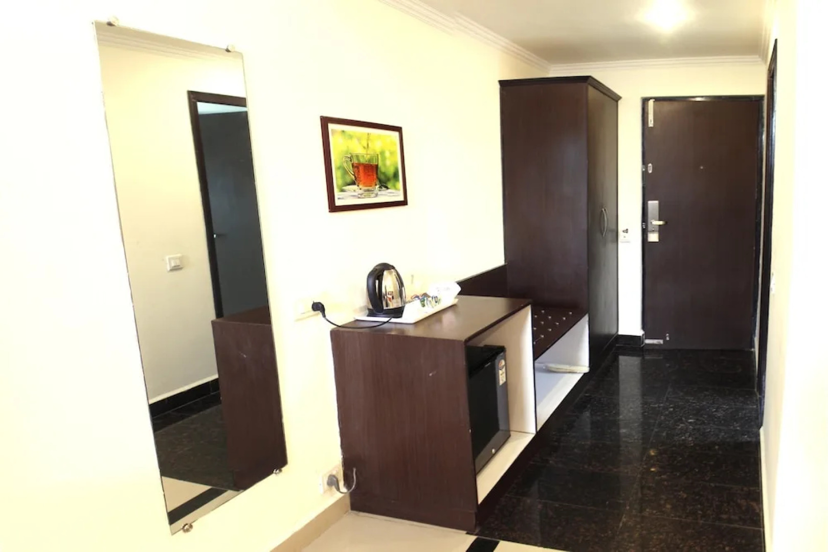 Treebo Trend GK Conifer