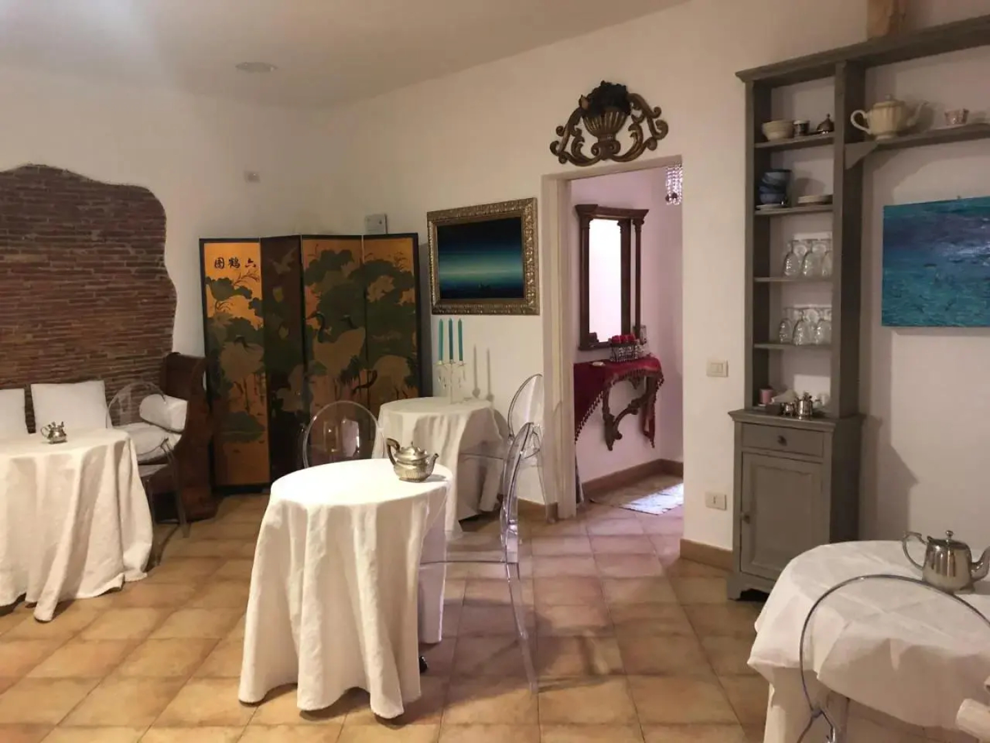 Piazza Massola 2 Apartment