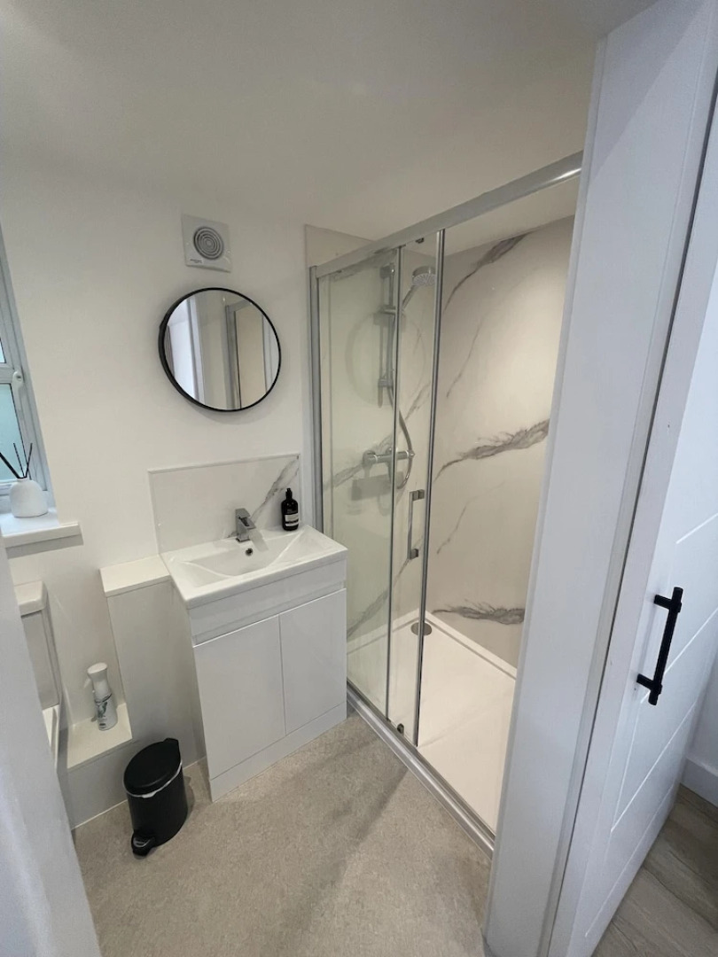 The Lodge Hideaway - Studio Style, Simple Luxury