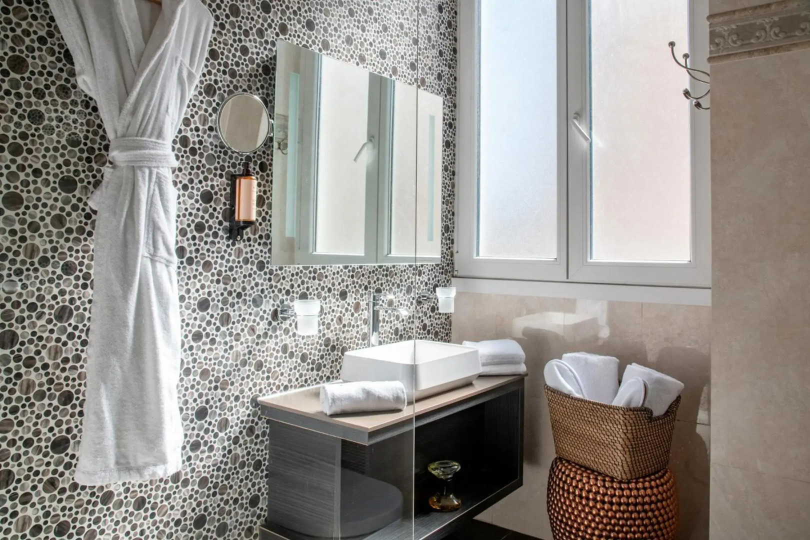 Best Western Plus Nice Cosy Hôtel