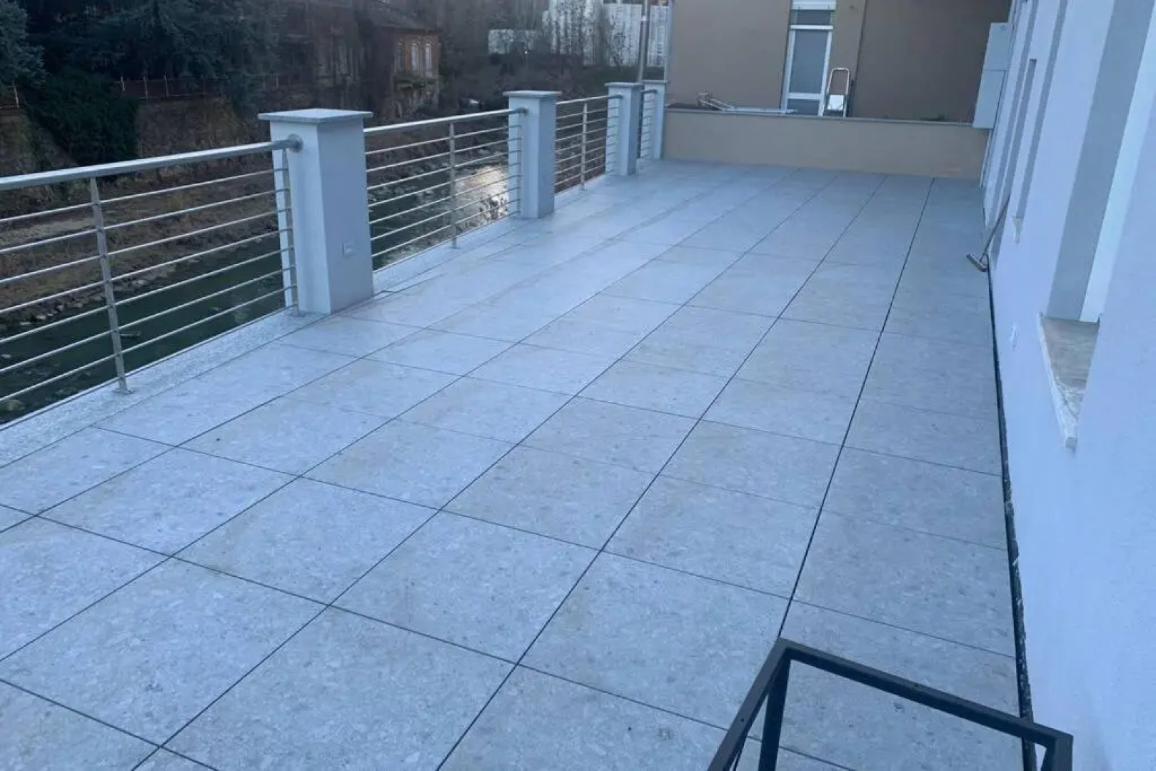 Central River Apartment