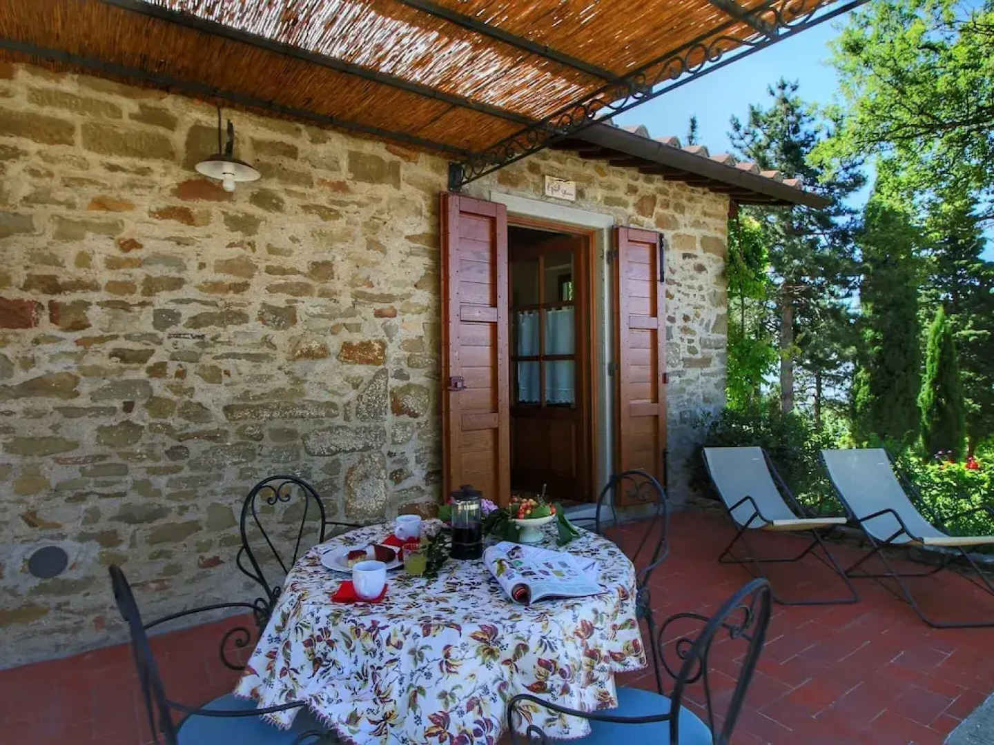 Detached Villa for 6-pers. With Outdoor Swimming Pool