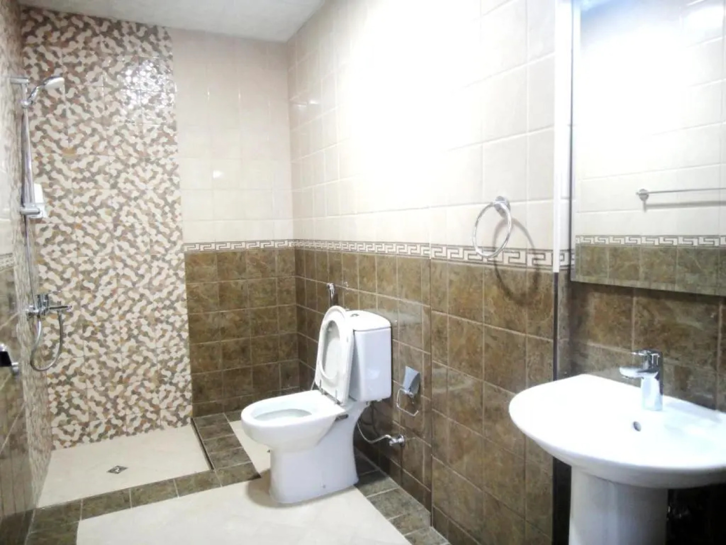 Al Badaa Star Residence - Home Stay