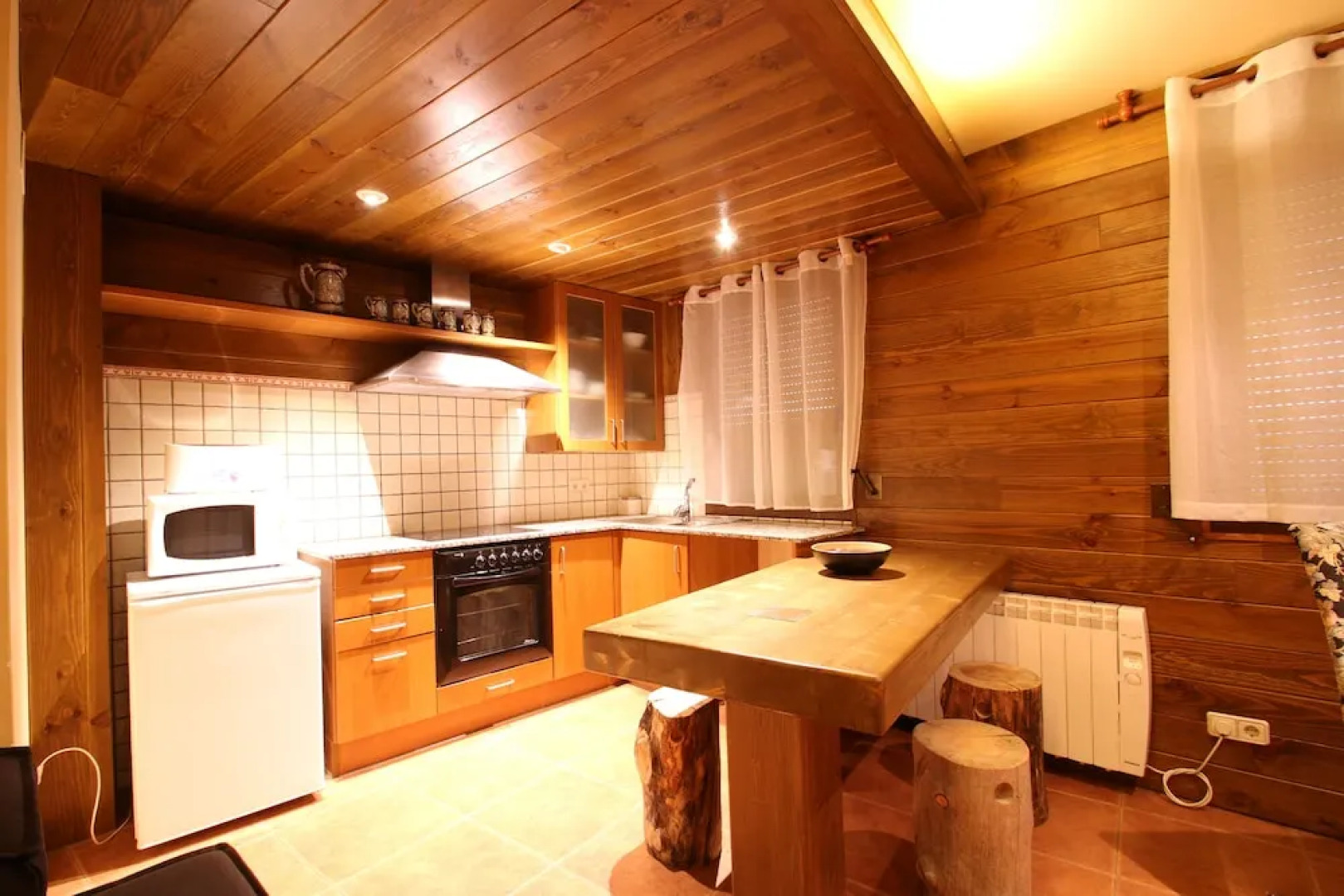 Apartaments Piteus Casa Dionís