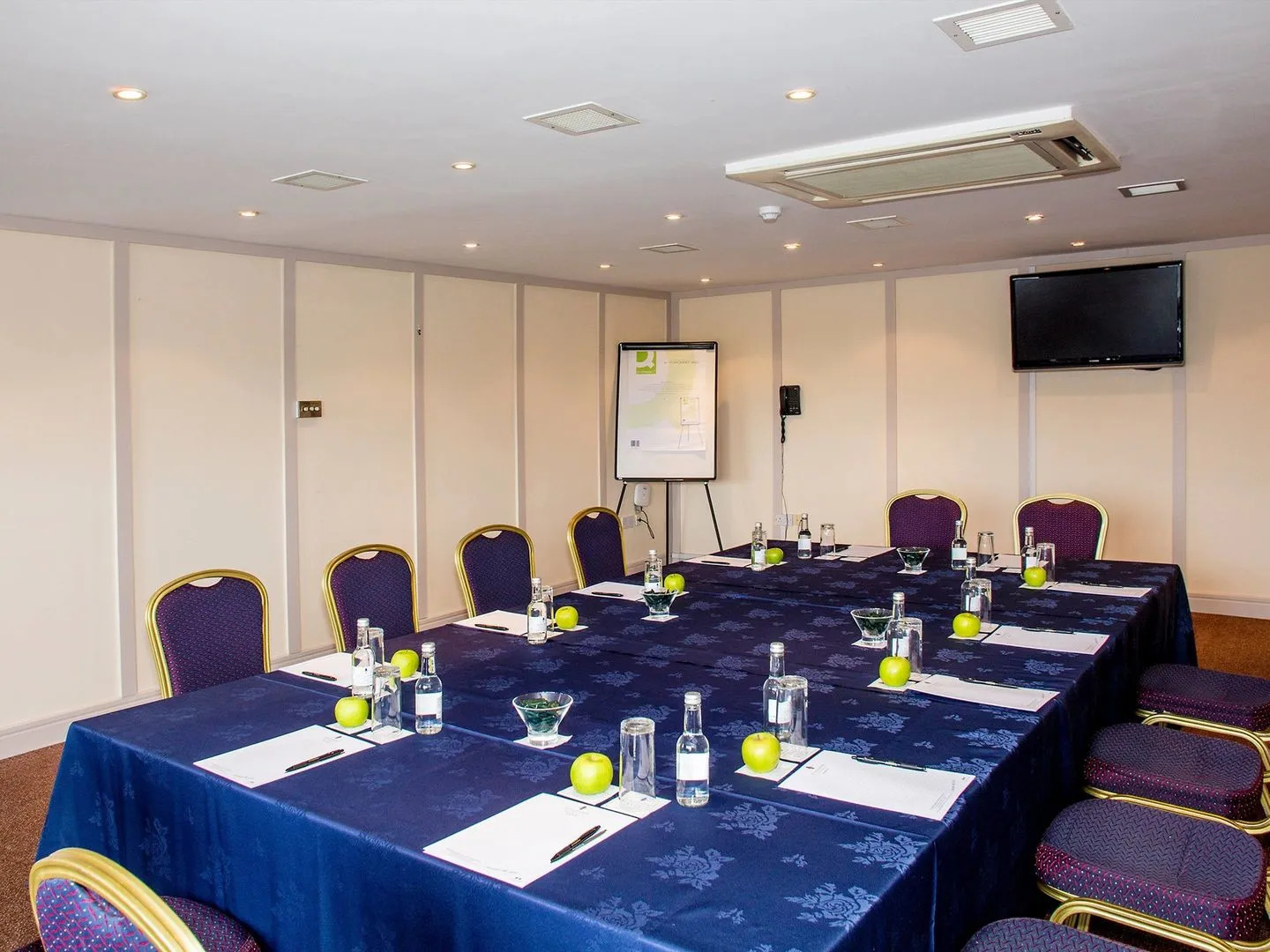 Riverside Park Hotel and Leisure Club