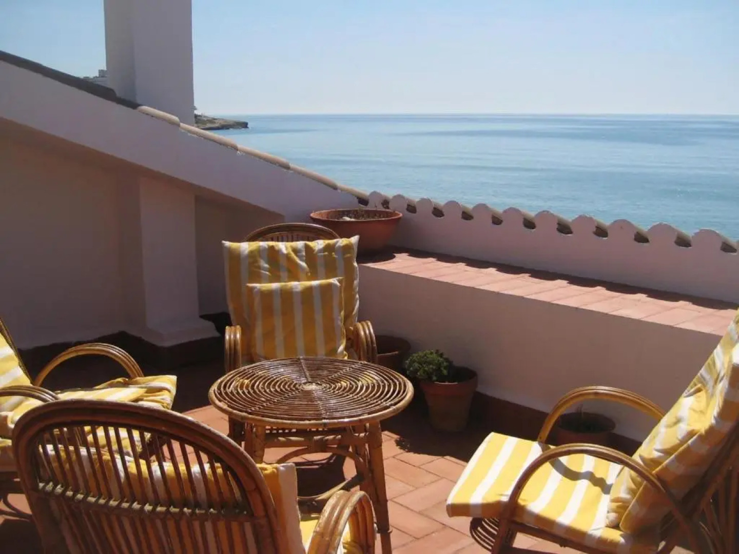 At303 Botigues de Mar