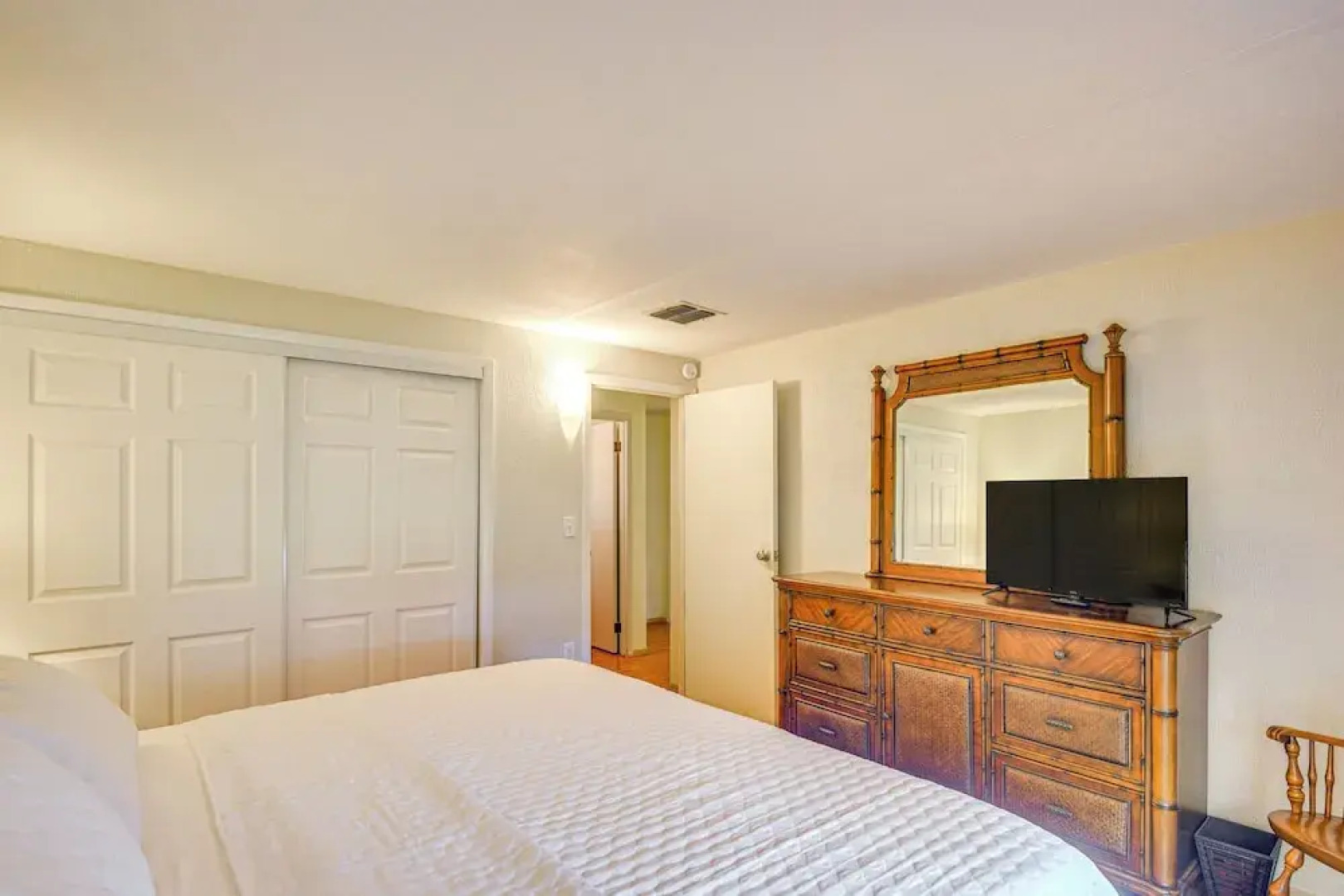 Riverside Retreat w/ Boat Dock in Sunny Astor!