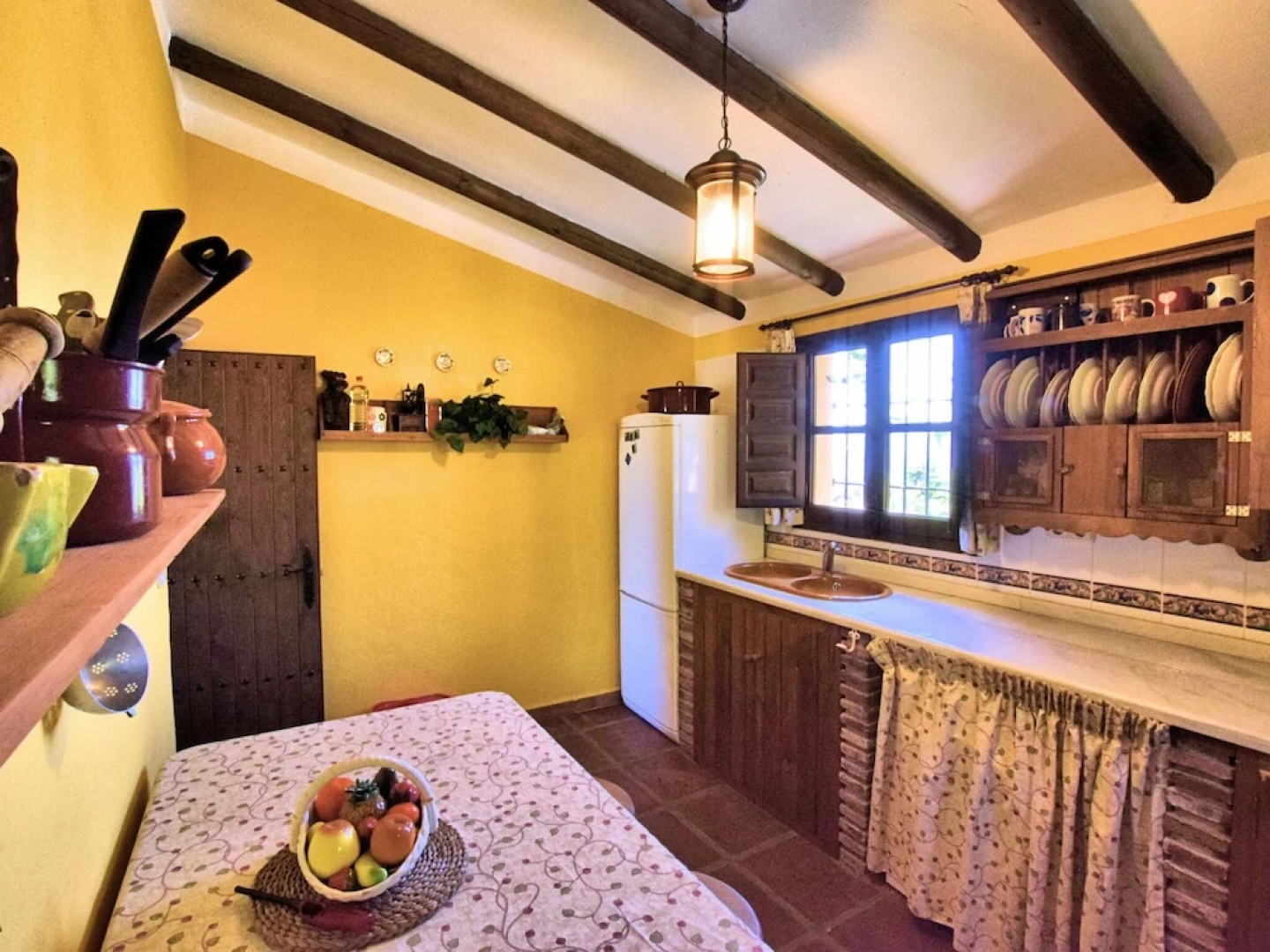 Attractive Holiday Home in Canillas de Aceituno With Terrace