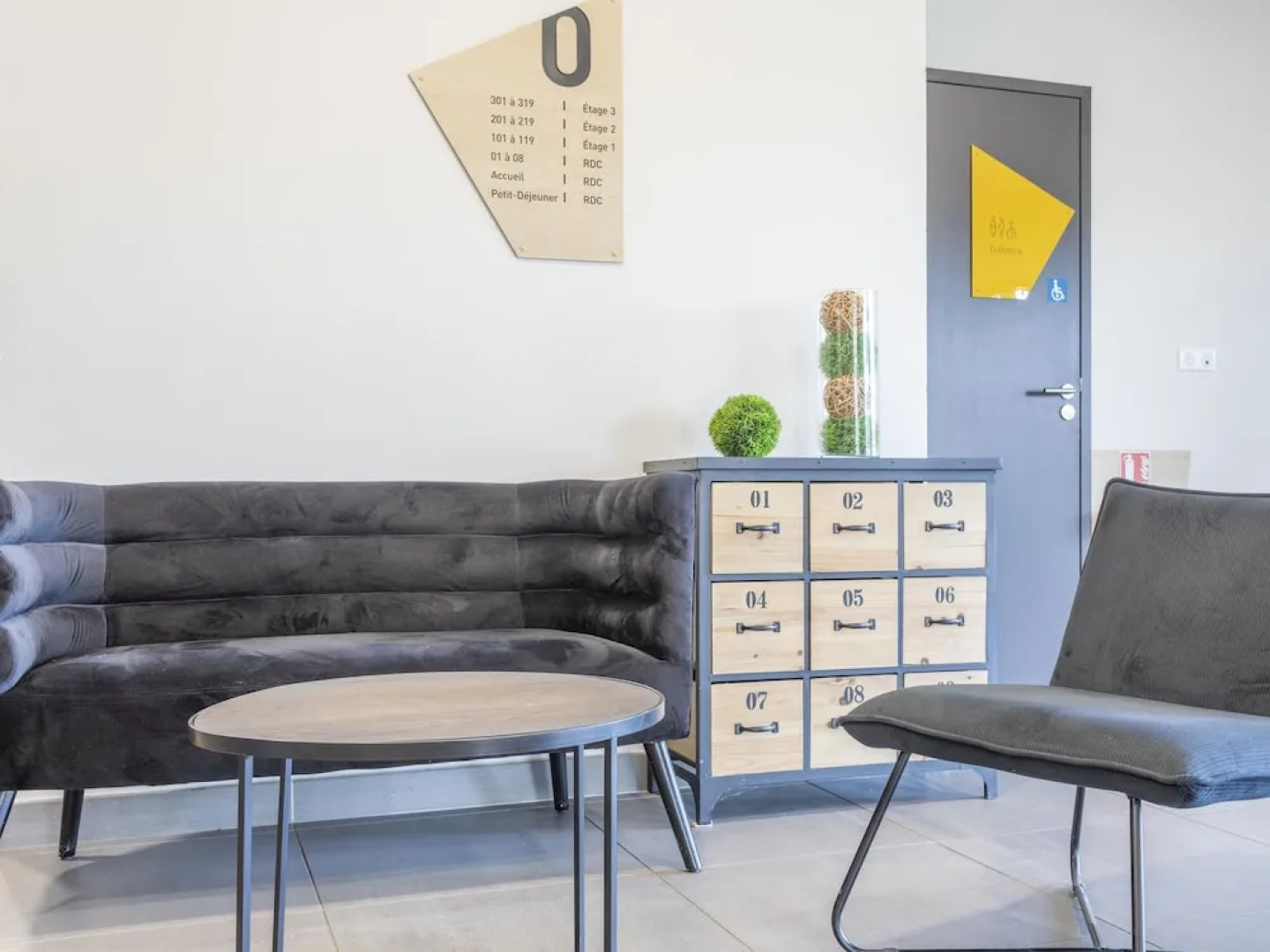 B&B HOTEL Saint-Martin-de-Crau Alpilles Camargue