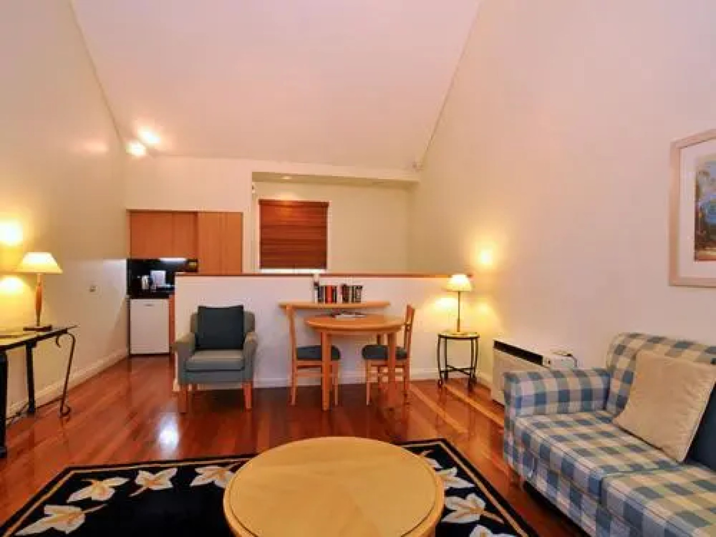 Villa Spa Executive 1br Merlot Resort Condo located within Cypress Lakes Resort (nothing is more central)