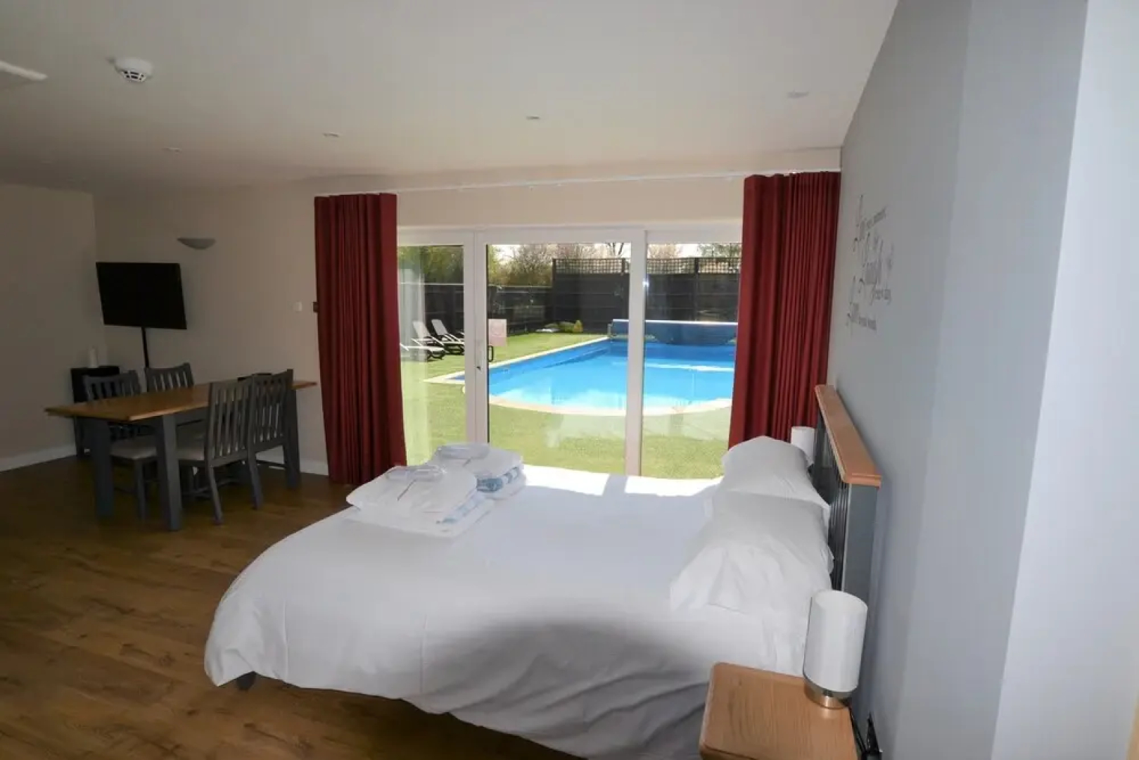 The Chiltern Lodges at Upper Farm Henton