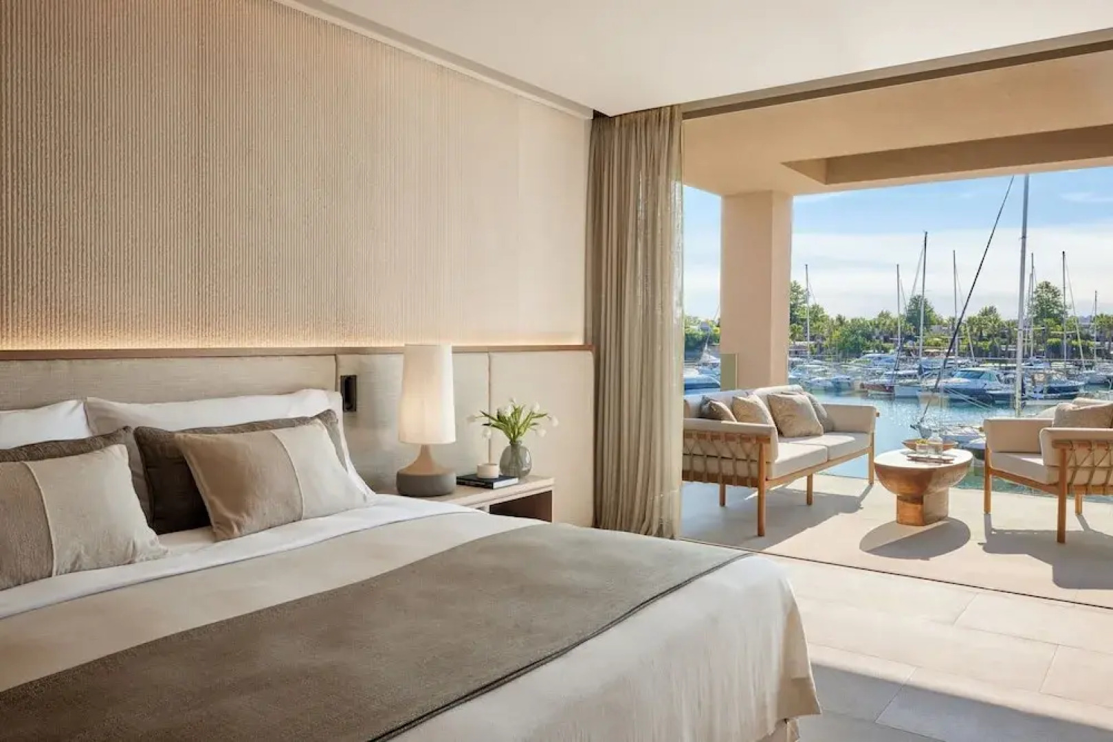 Sani Asterias Suites