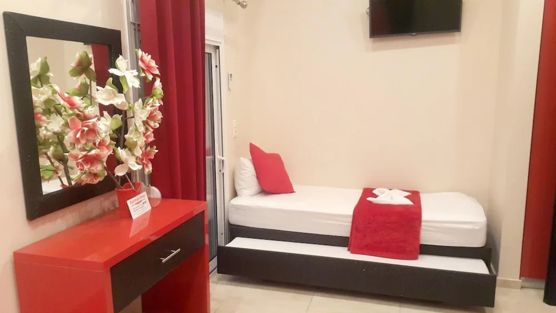 Studio in Paralia, With Wonderful sea View, Furnished Balcony and Wifi