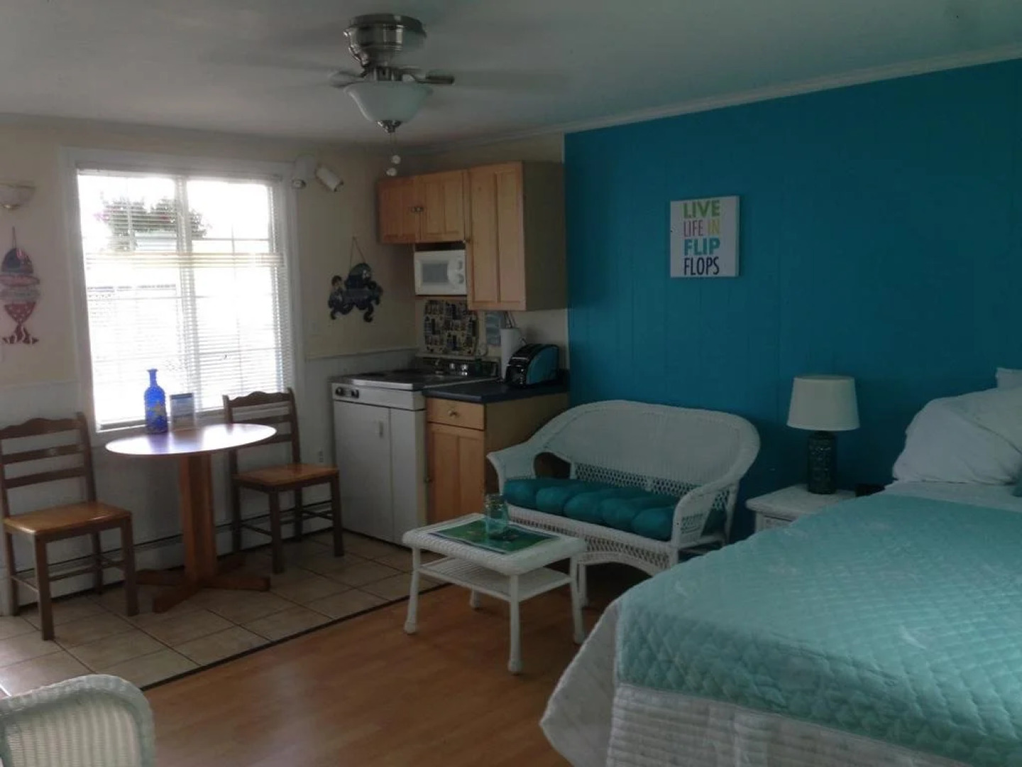 Sandcastle Inn & Motel