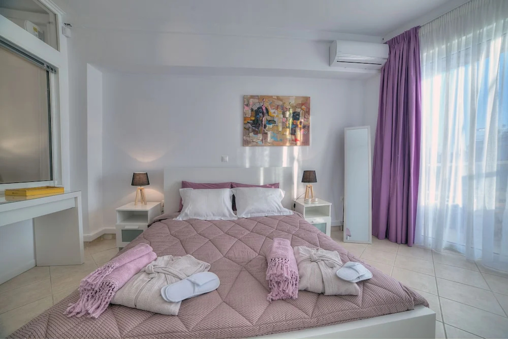 Downtown Glyfada Smart Apartment