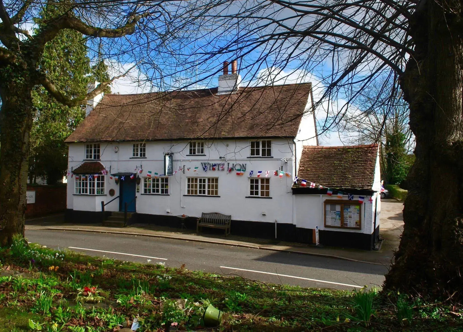 The White Lion Inn