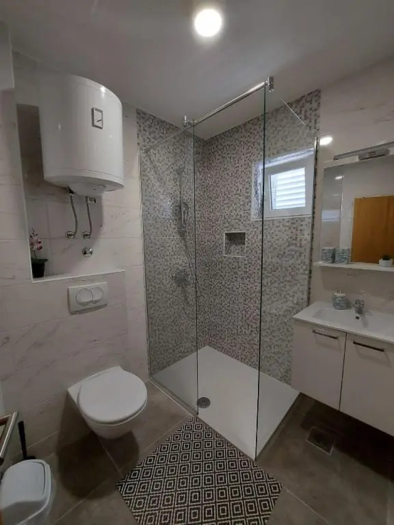 Apartments by the sea Gradac, Makarska - 18877