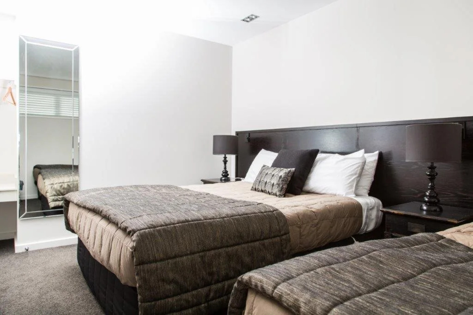 Clear Ridge Apartments