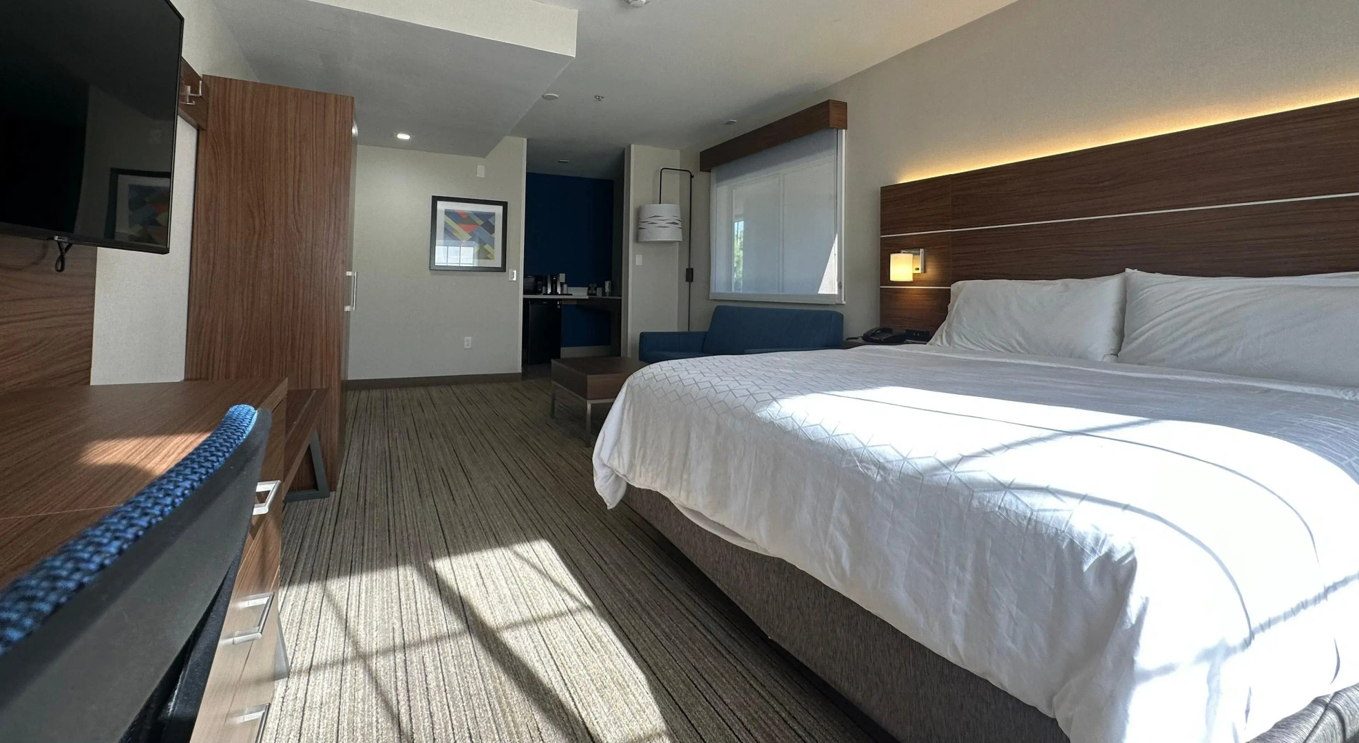 Holiday Inn Express & Suites Mountain View Silicon Valley by IHG