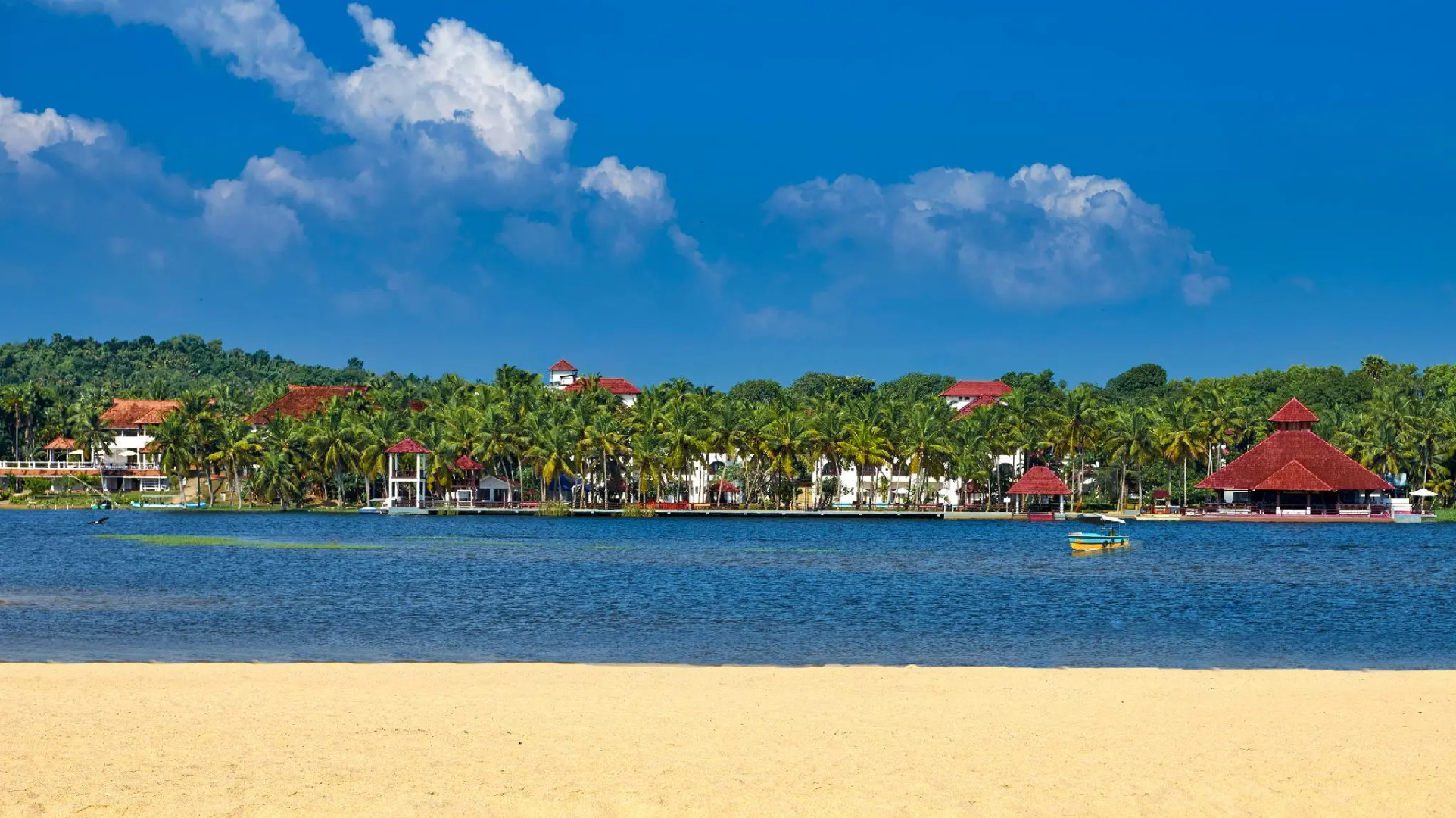 Estuary Sarovar Premiere , Poovar Island