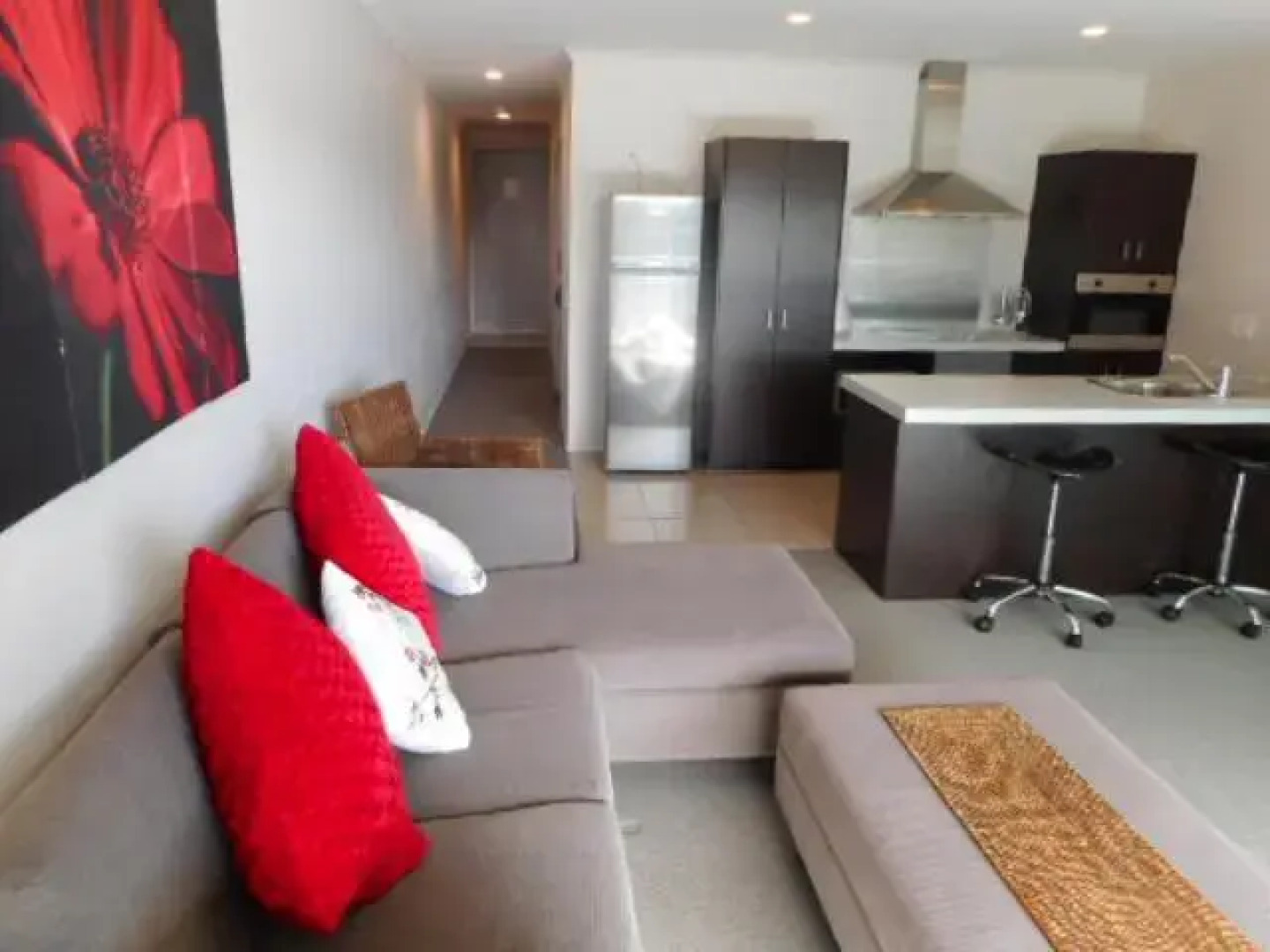 Apartment by the Marina