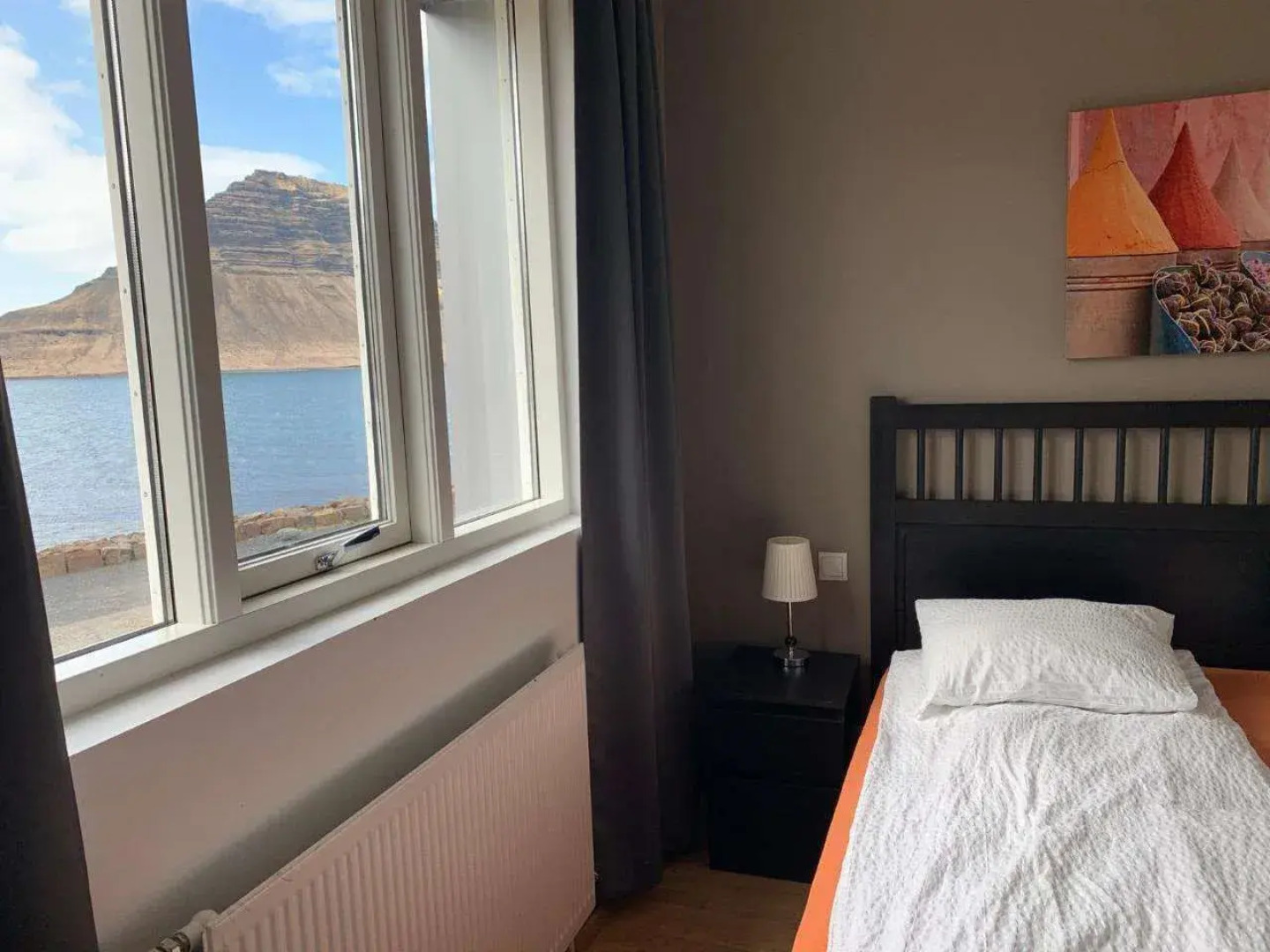 Stoð Guesthouse and apartments