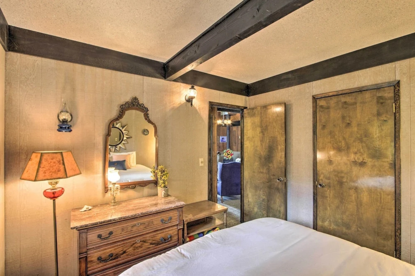 Waterfront Cabin w/ Fire Pit in Gig Harbor!