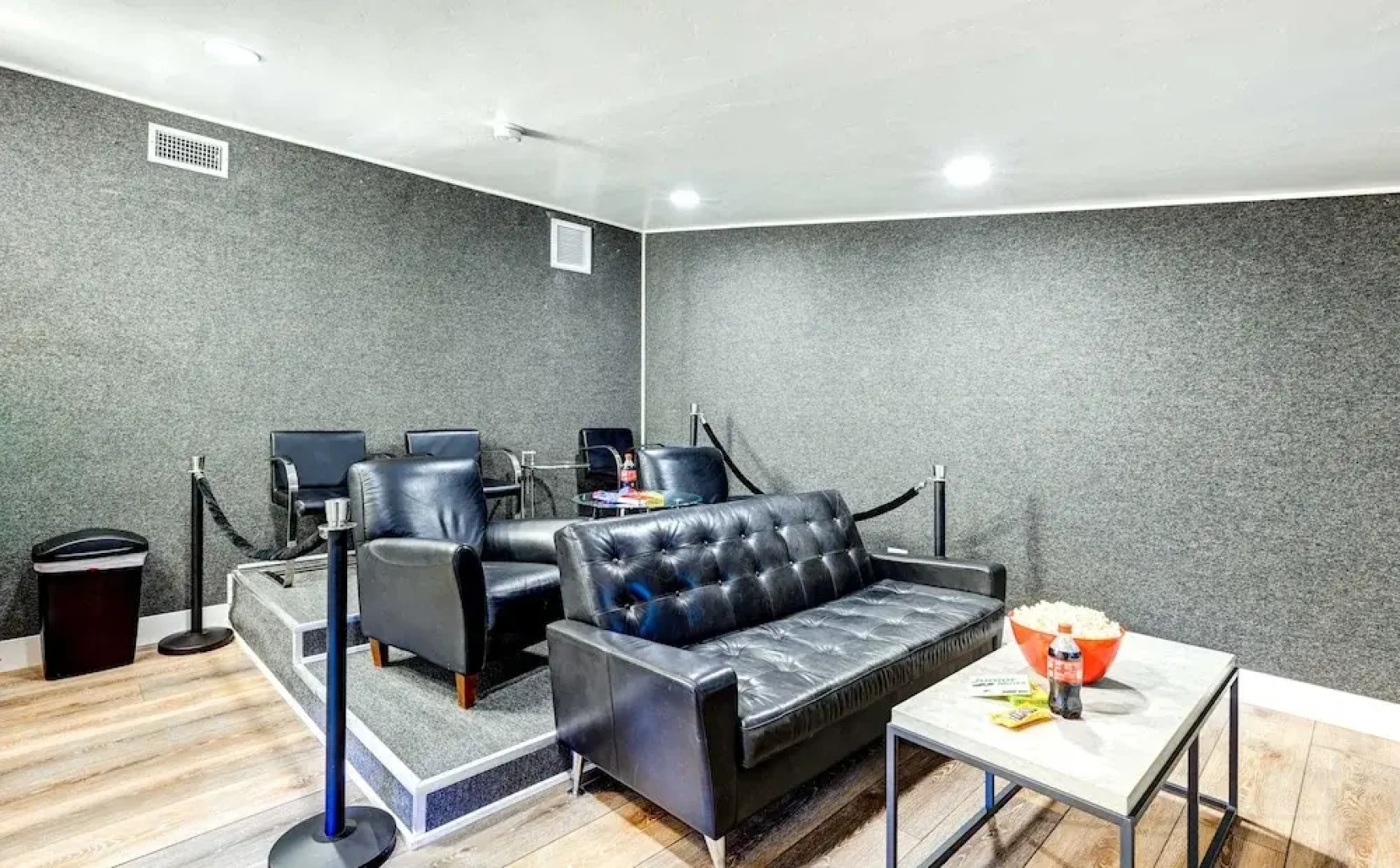 Dog-friendly Oakhurst Home: Walk to Downtown!