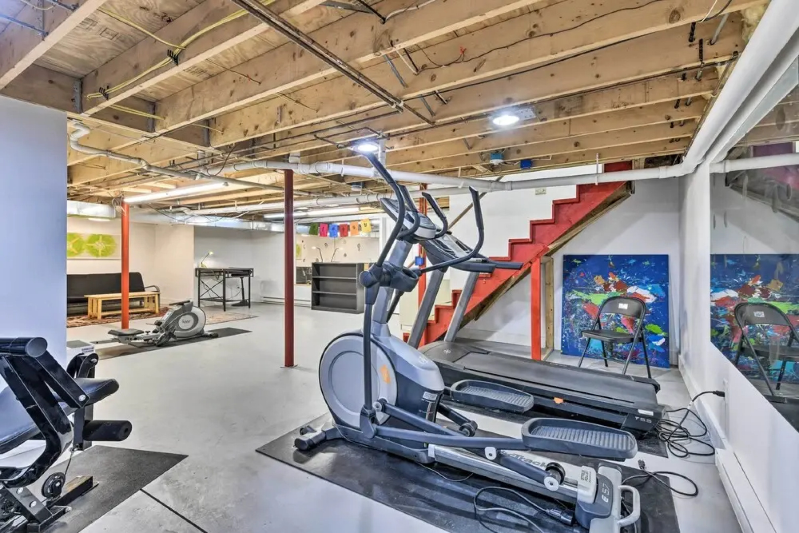 'cozy Studio Plus' in Winooski w/ Home Gym!