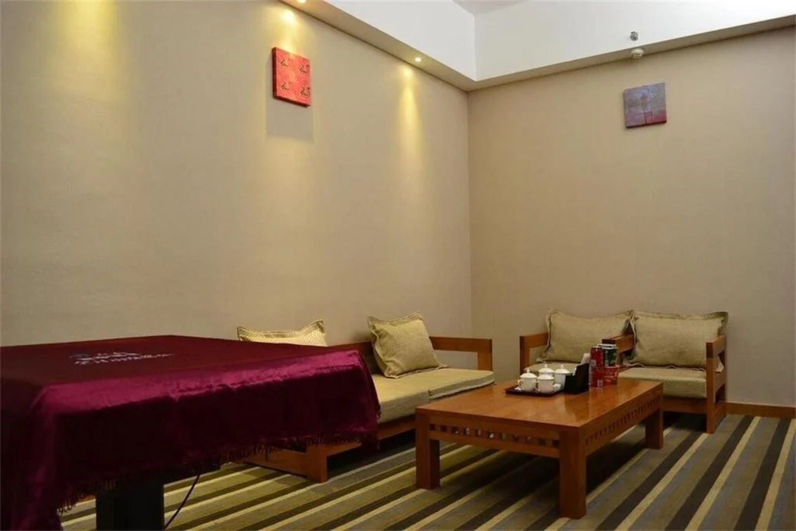 Gangtian Business Hotel